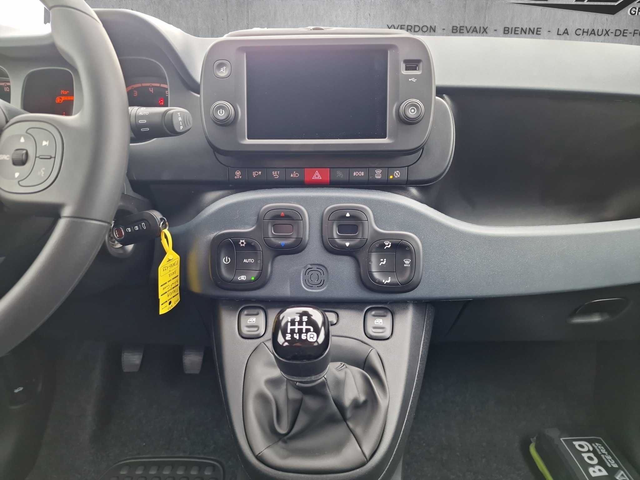 listing desktop thumbnail image 9