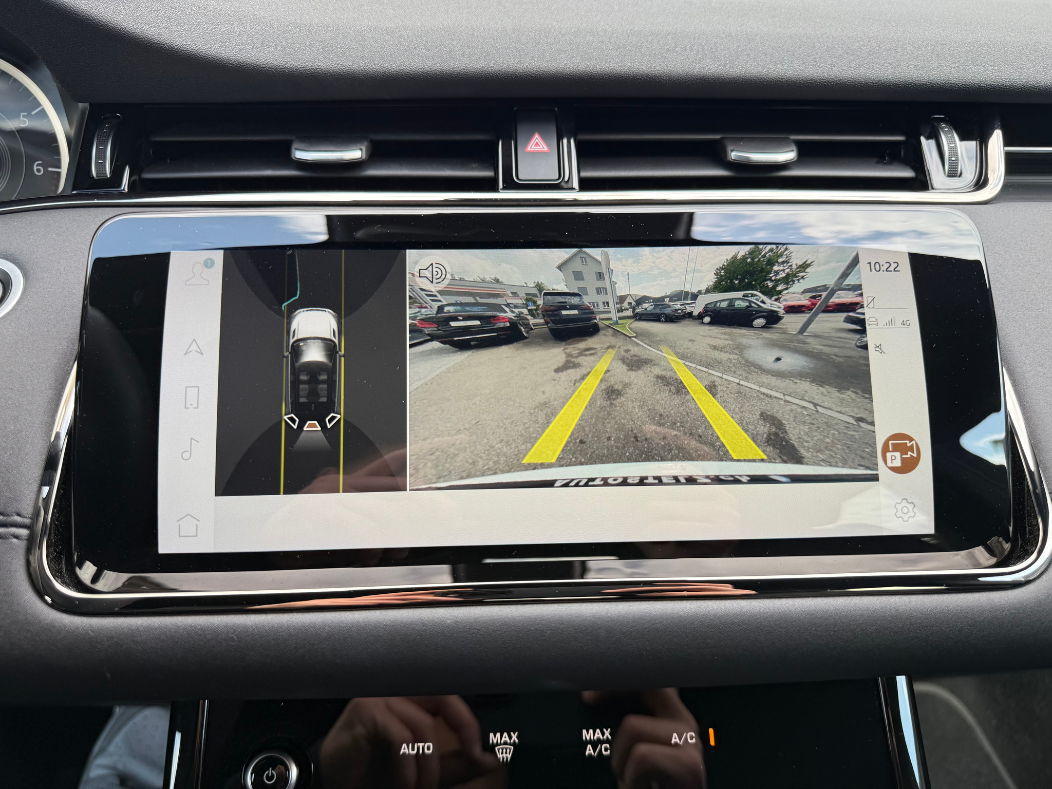 listing desktop thumbnail image 10