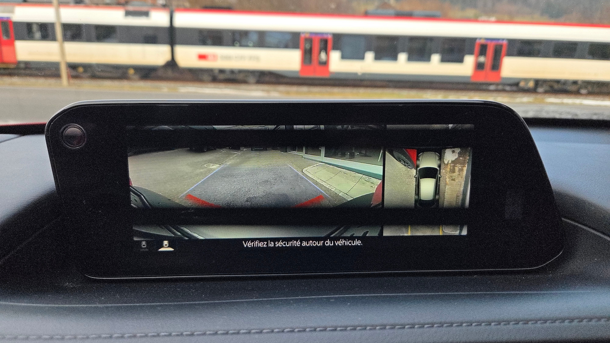 listing desktop thumbnail image 15