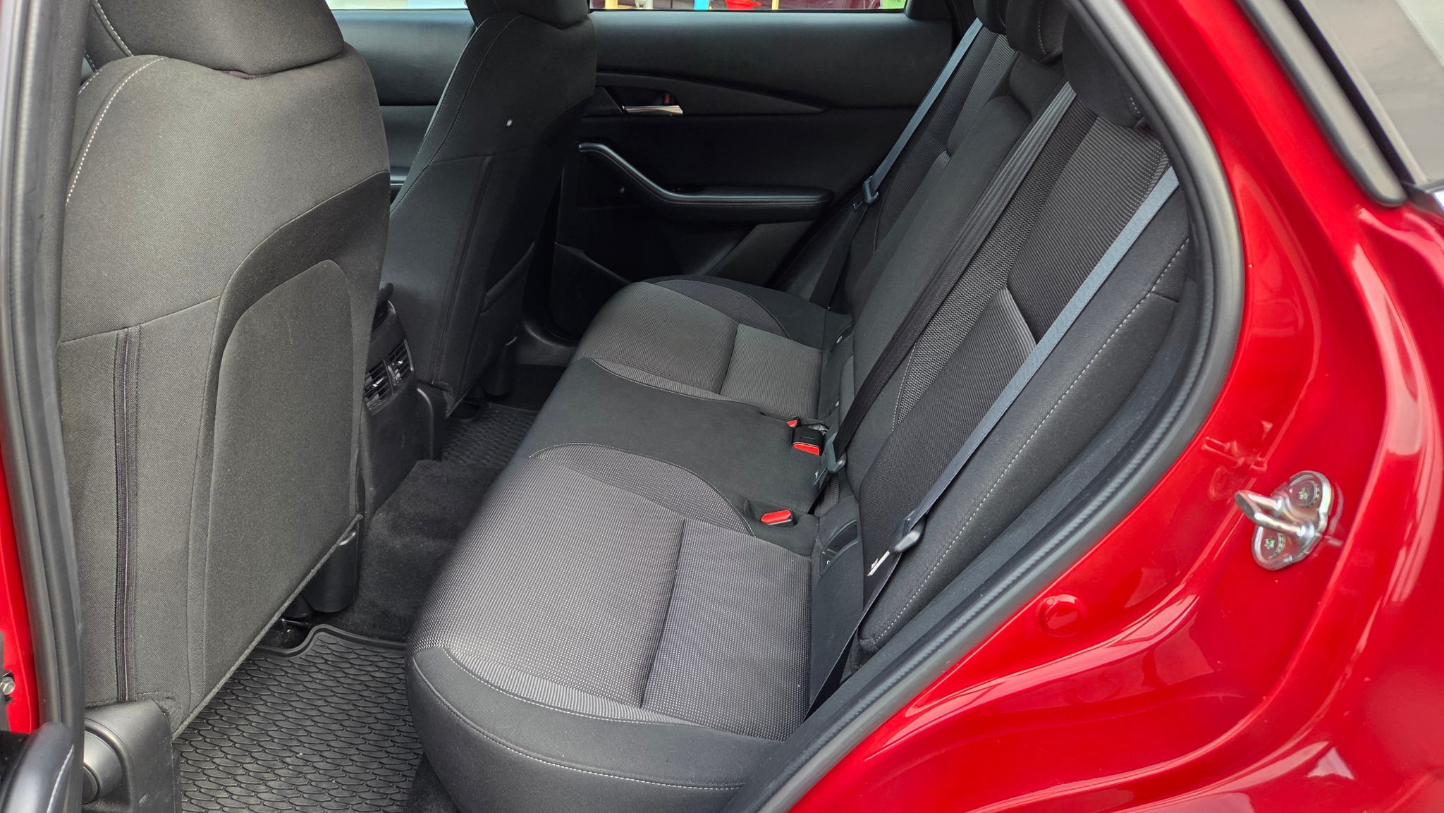 listing desktop thumbnail image 8