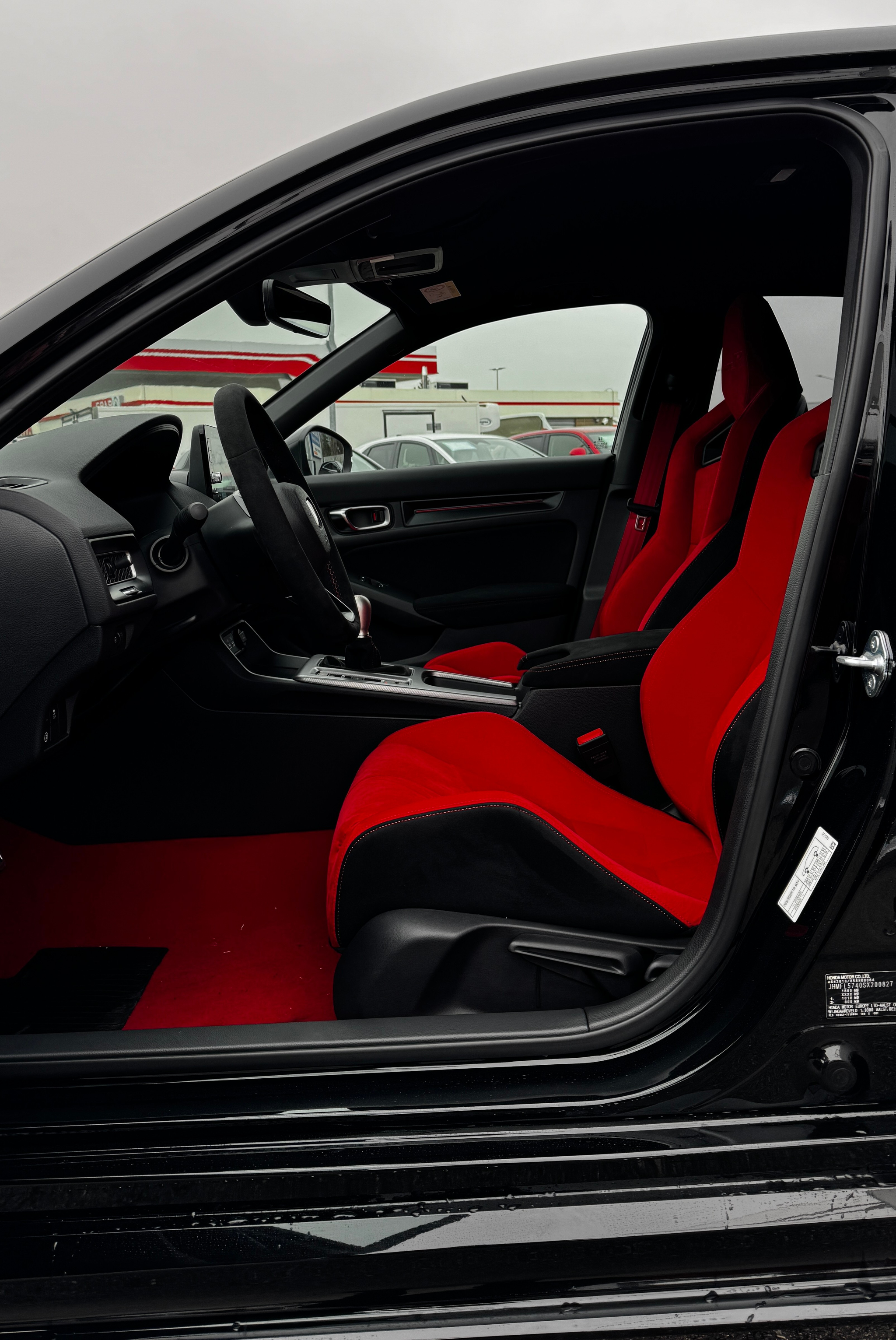 listing desktop thumbnail image 8