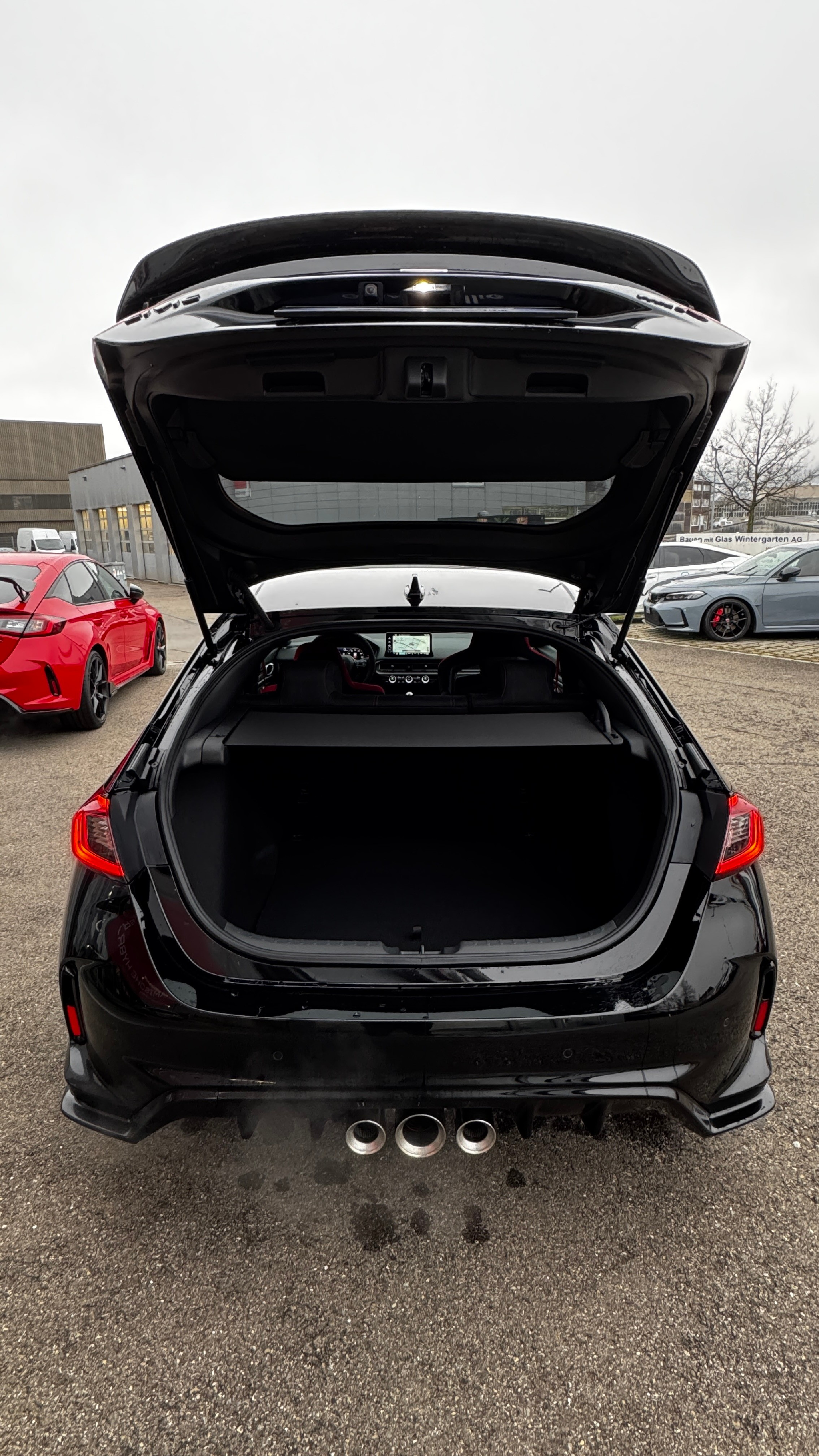 listing desktop thumbnail image 6