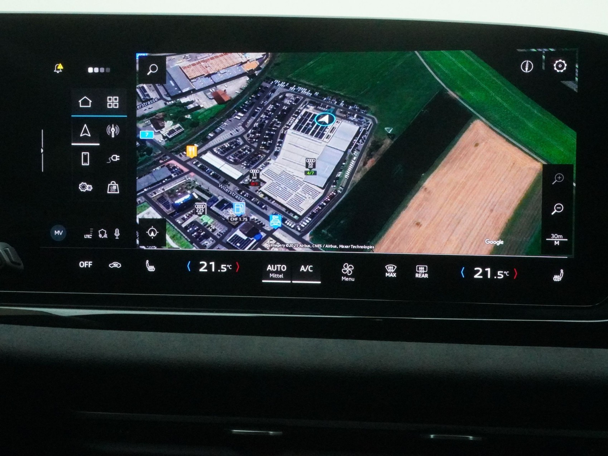 listing desktop thumbnail image 16