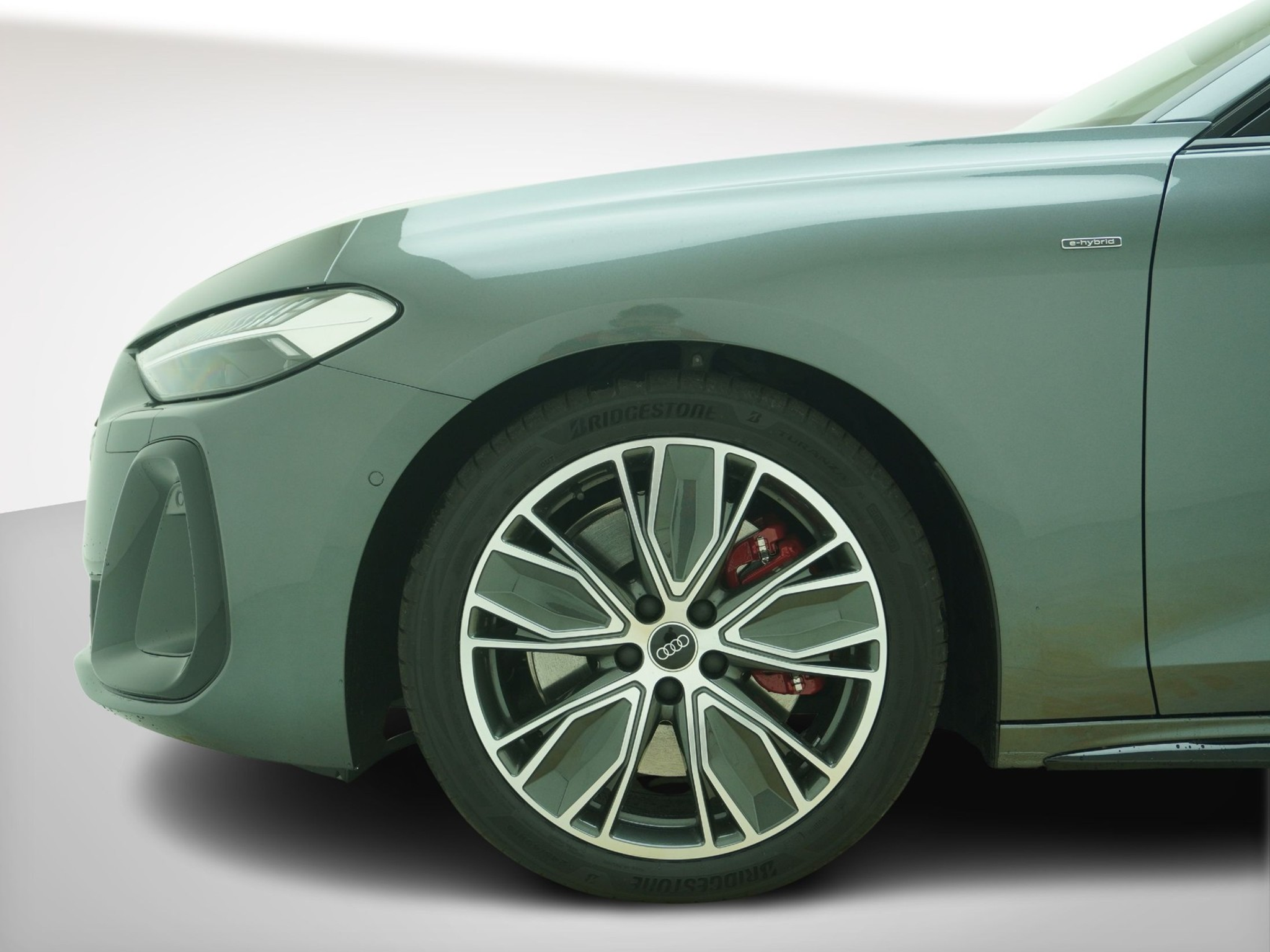 listing desktop thumbnail image 8