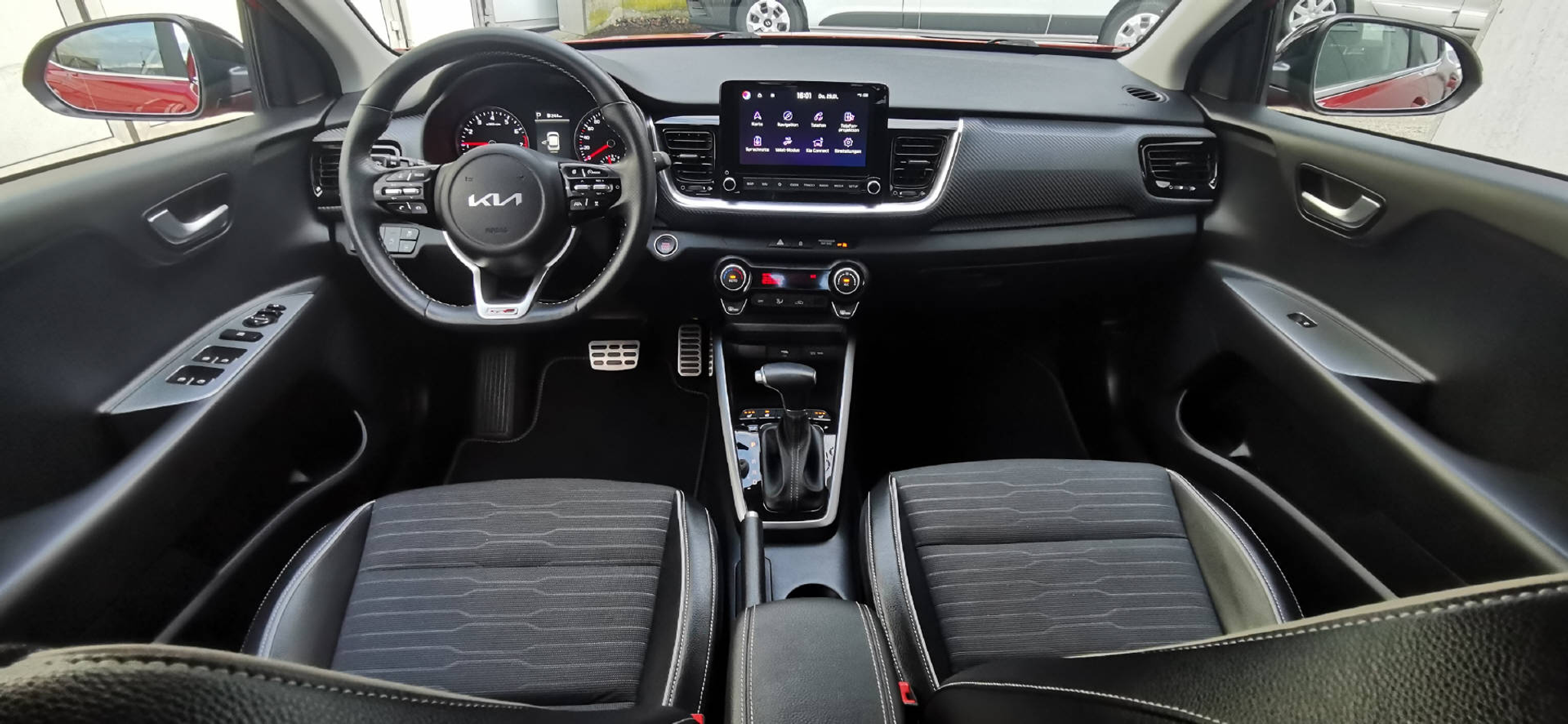 listing desktop thumbnail image 10