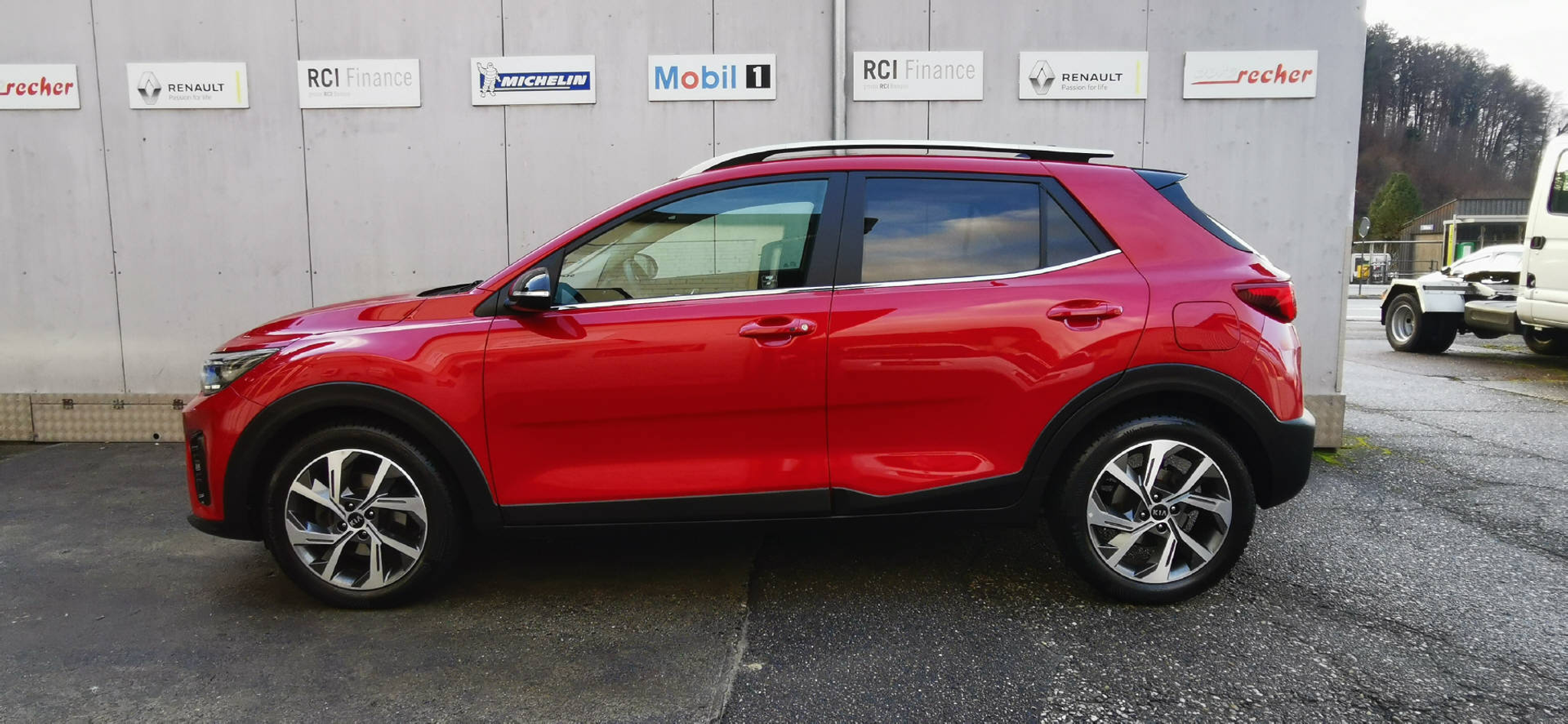 listing desktop thumbnail image 14