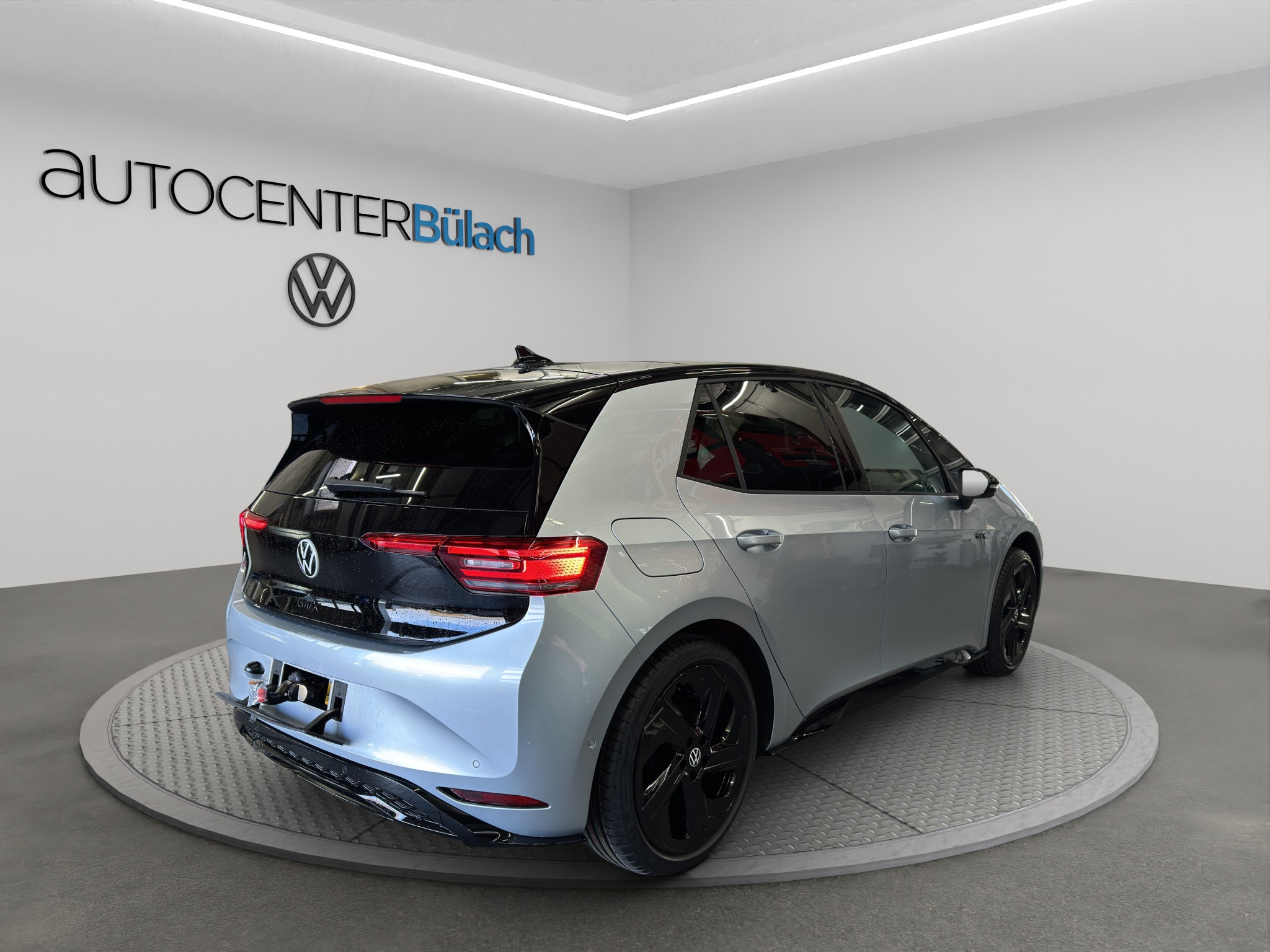 listing desktop thumbnail image 4