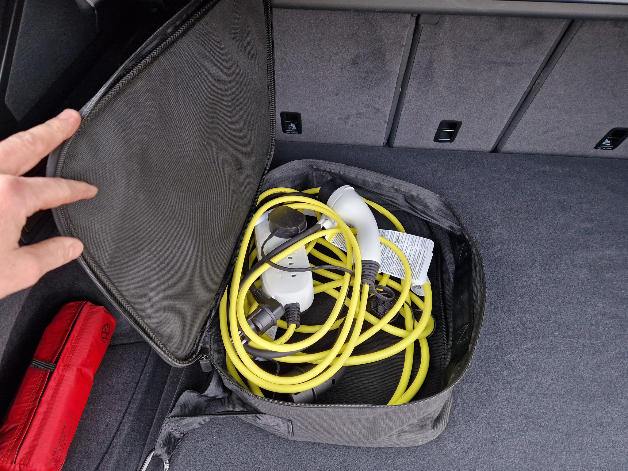 listing desktop thumbnail image 12