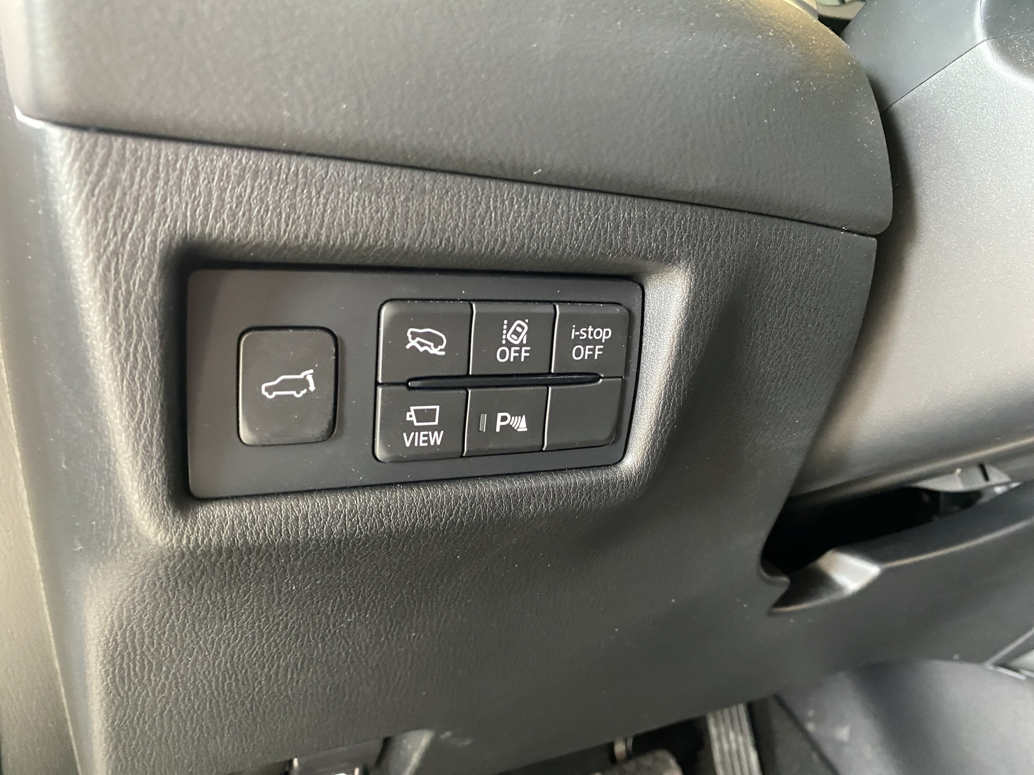 listing desktop thumbnail image 15