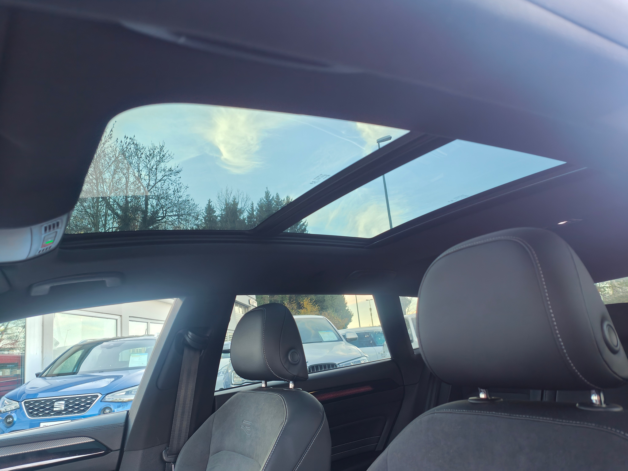 listing desktop thumbnail image 15