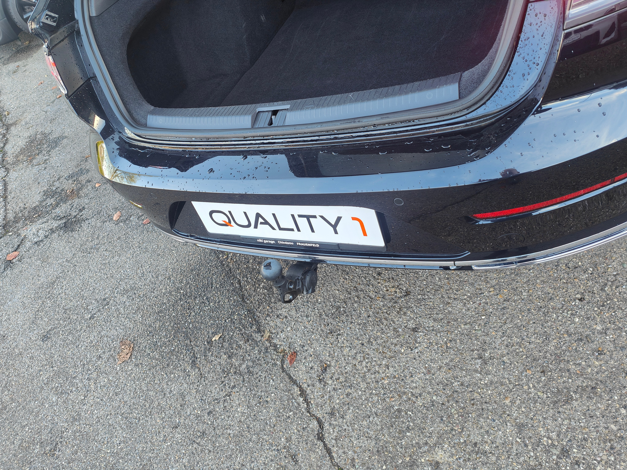 listing desktop thumbnail image 17