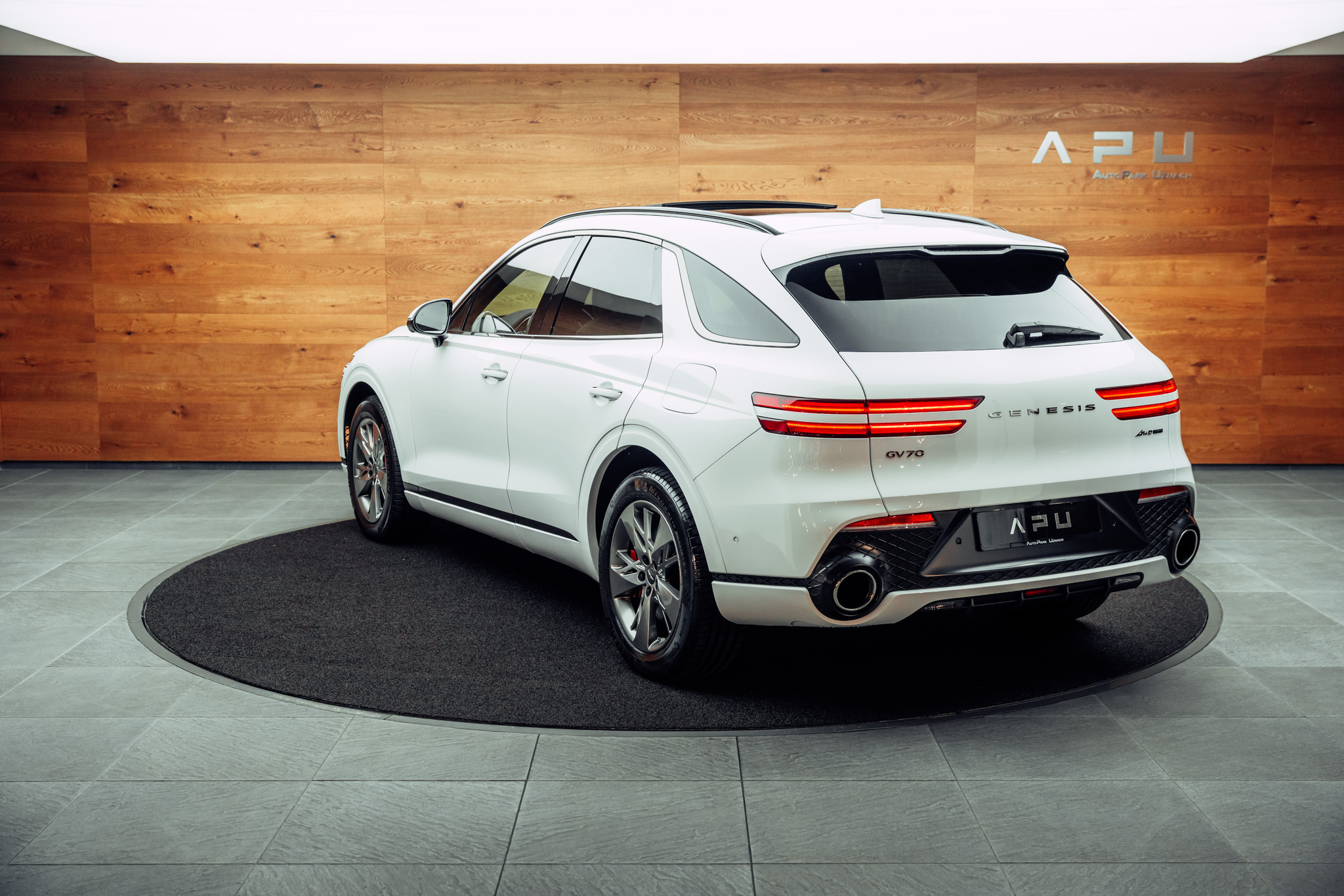 listing desktop thumbnail image 2