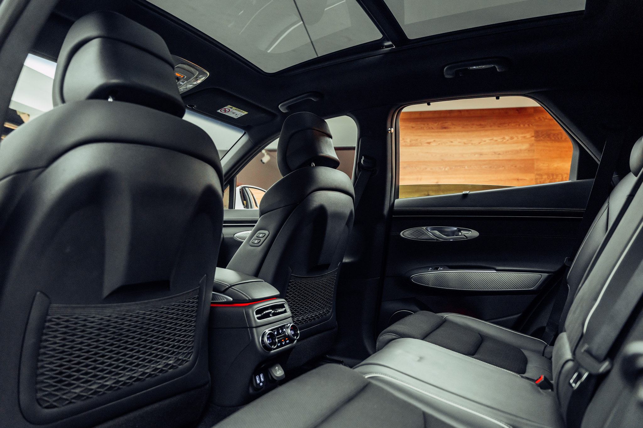 listing desktop thumbnail image 7