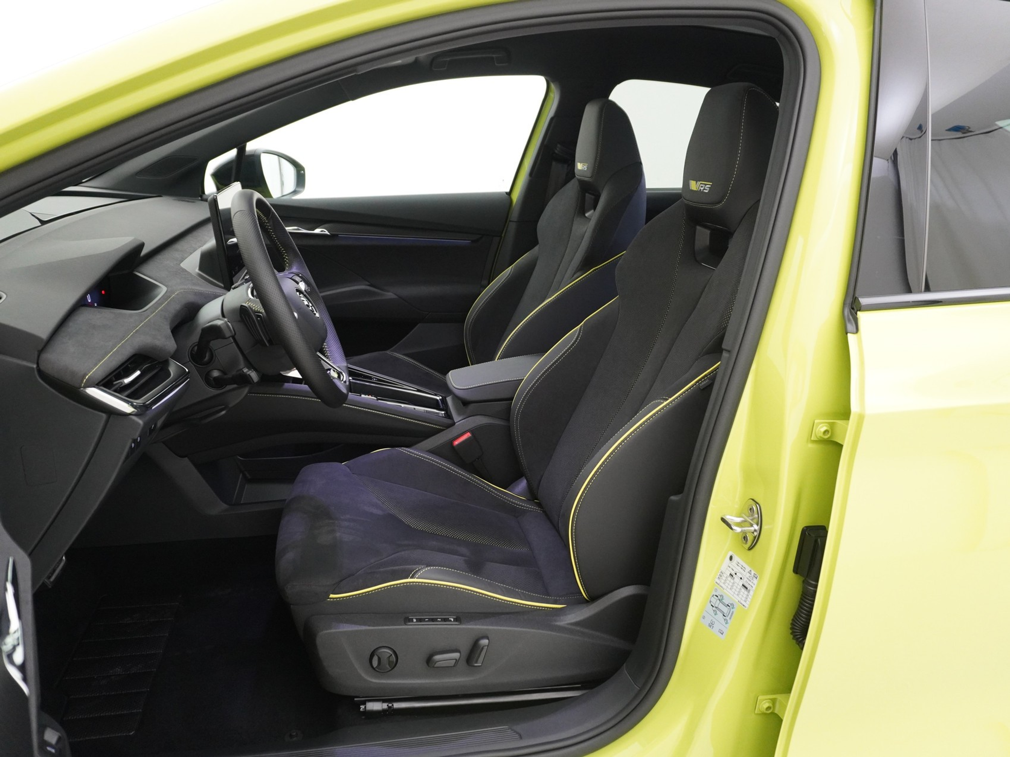 listing desktop thumbnail image 8