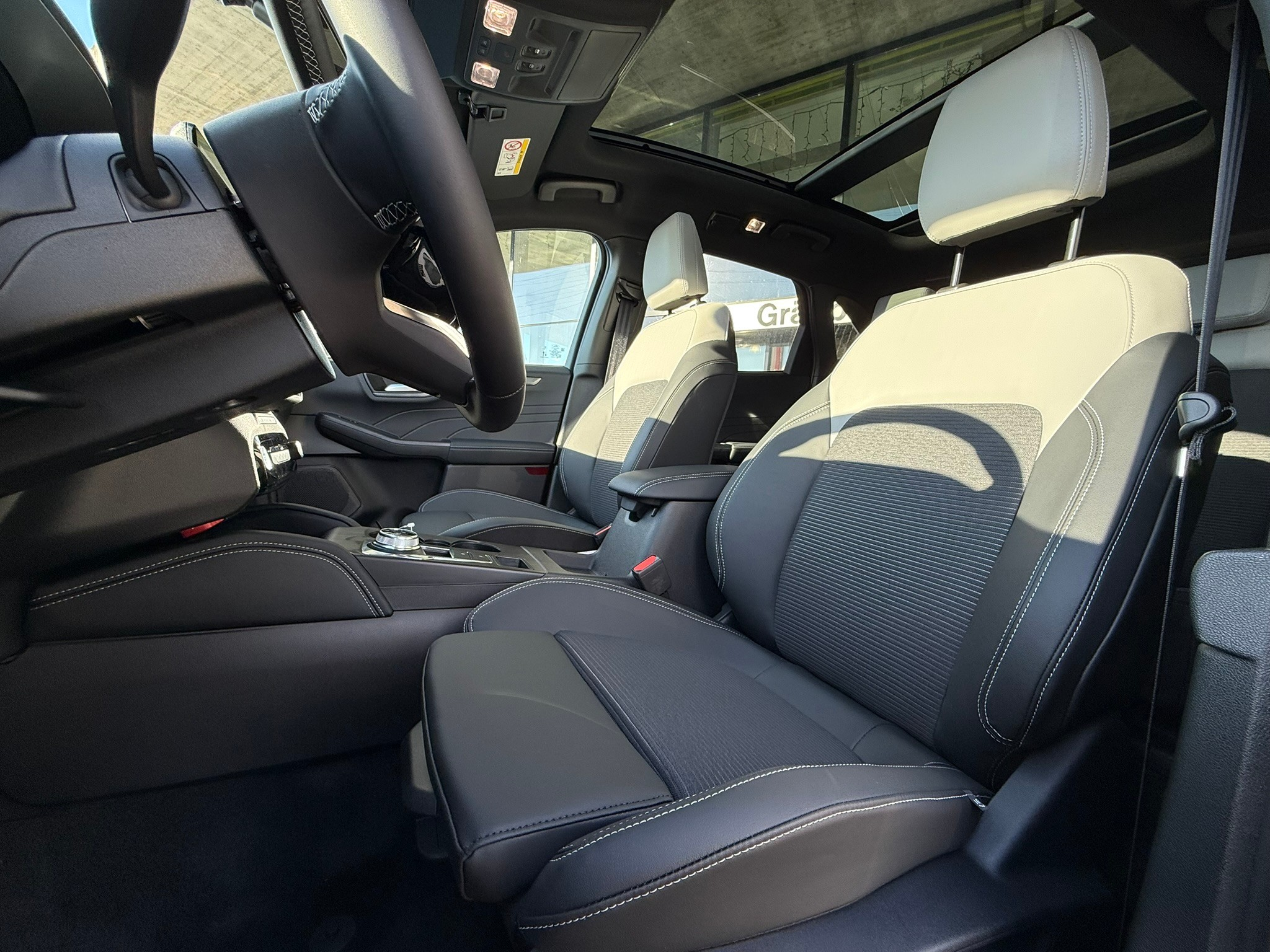 listing desktop thumbnail image 5