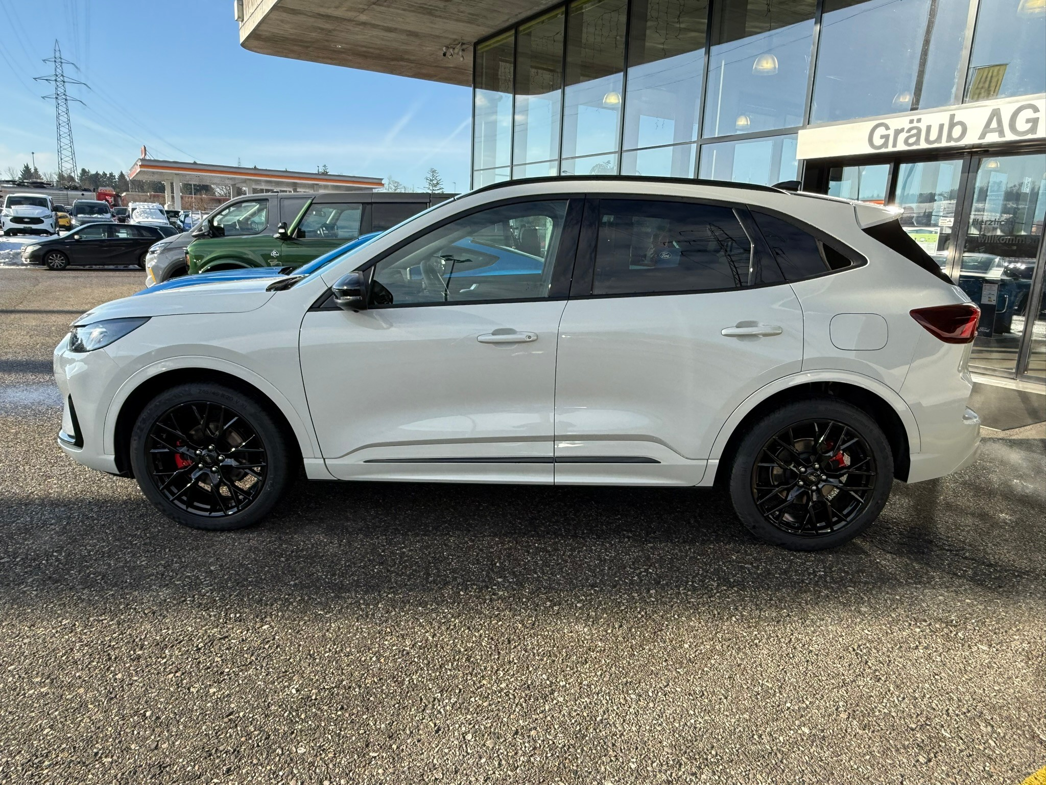 listing desktop thumbnail image 3