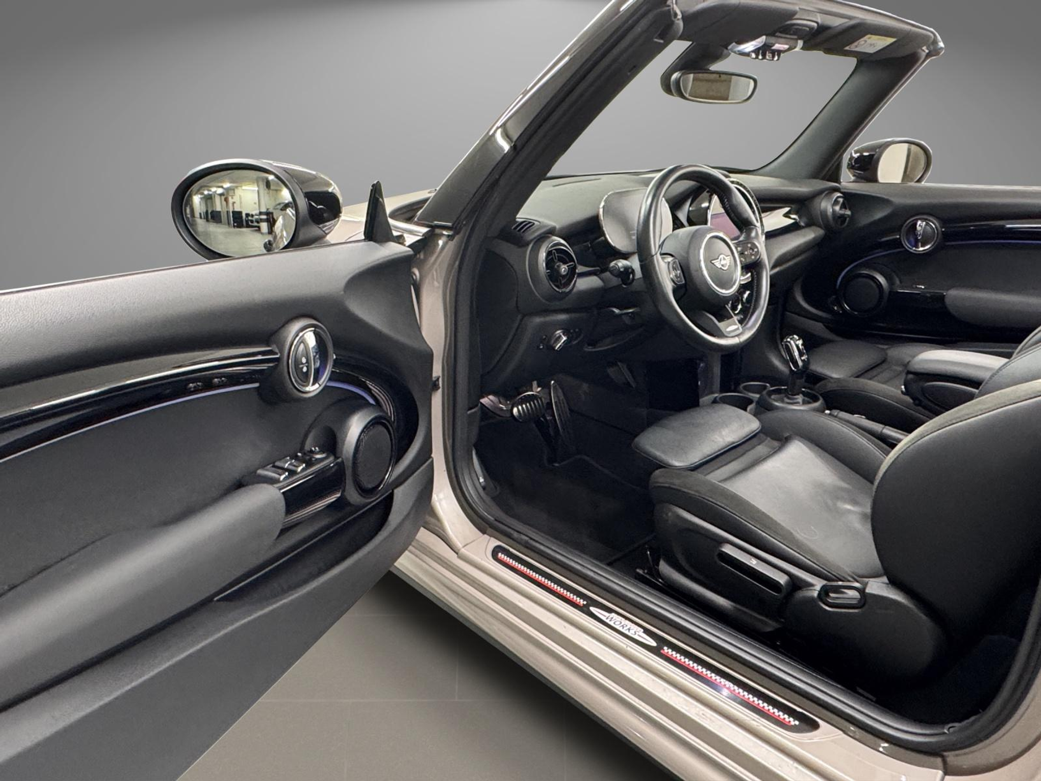 listing desktop thumbnail image 11