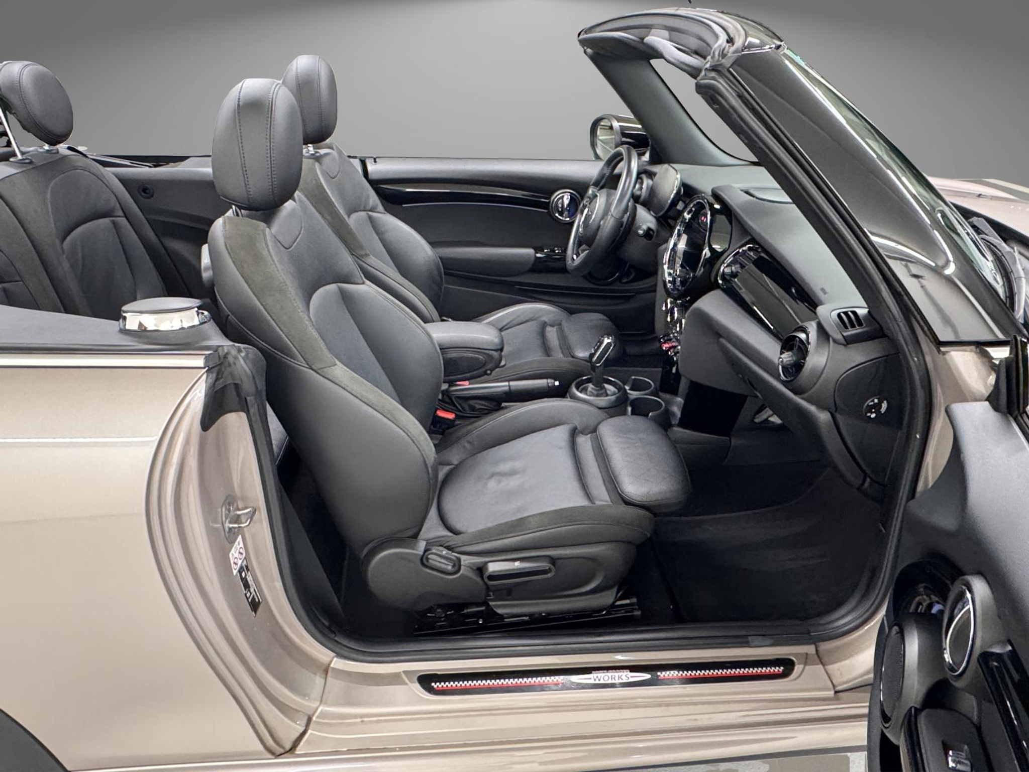 listing desktop thumbnail image 14