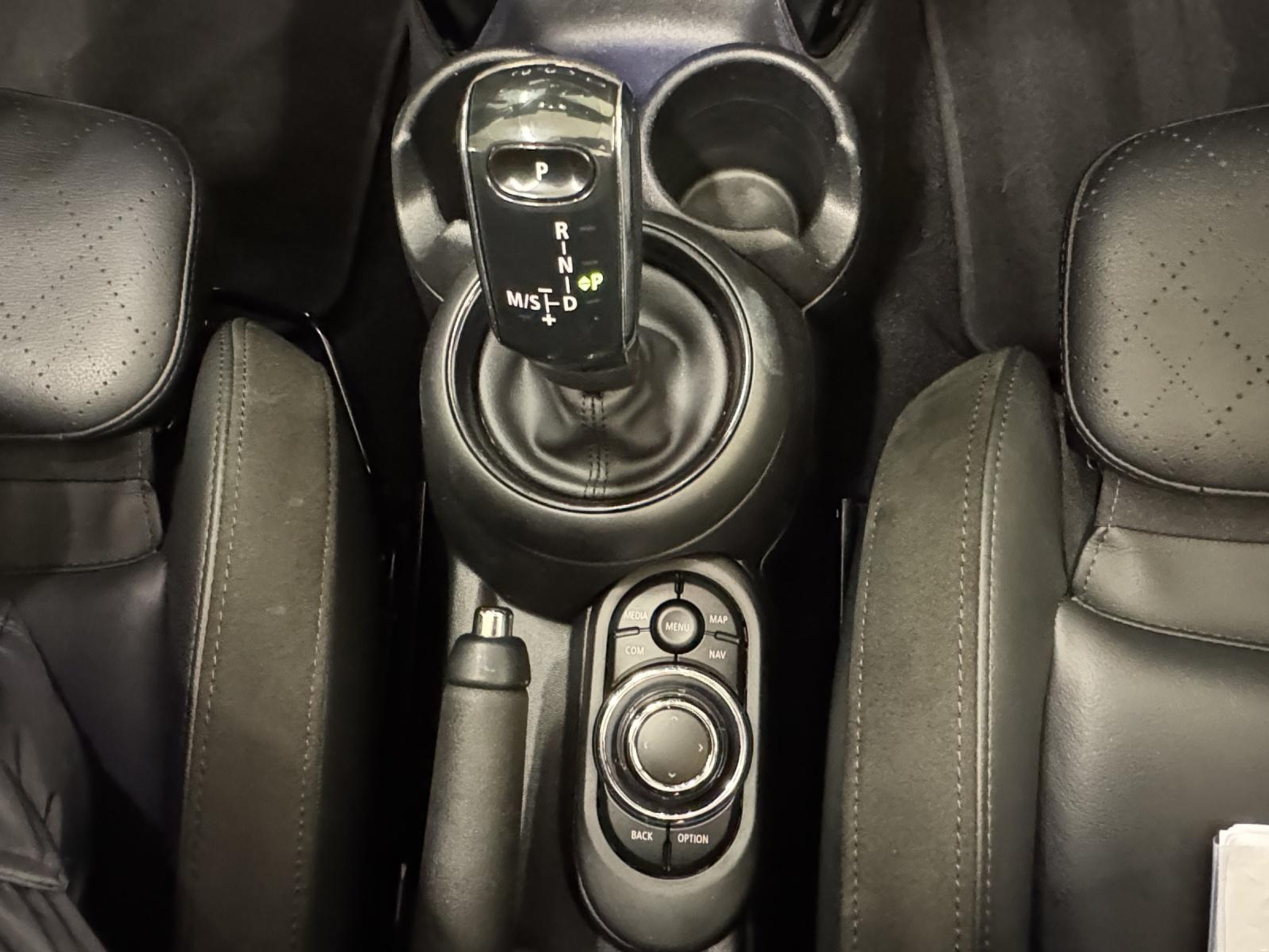 listing desktop thumbnail image 19