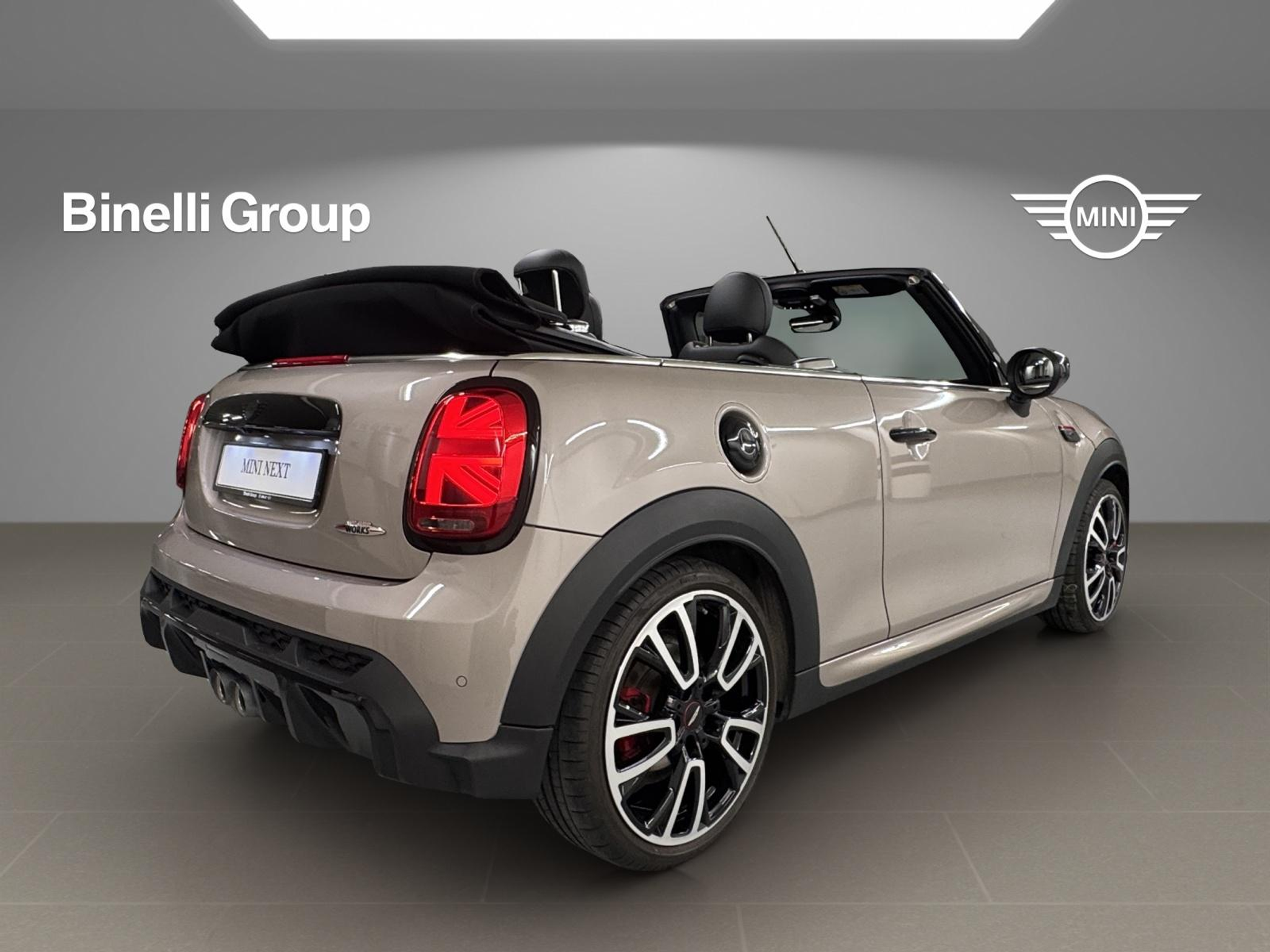 listing desktop thumbnail image 4