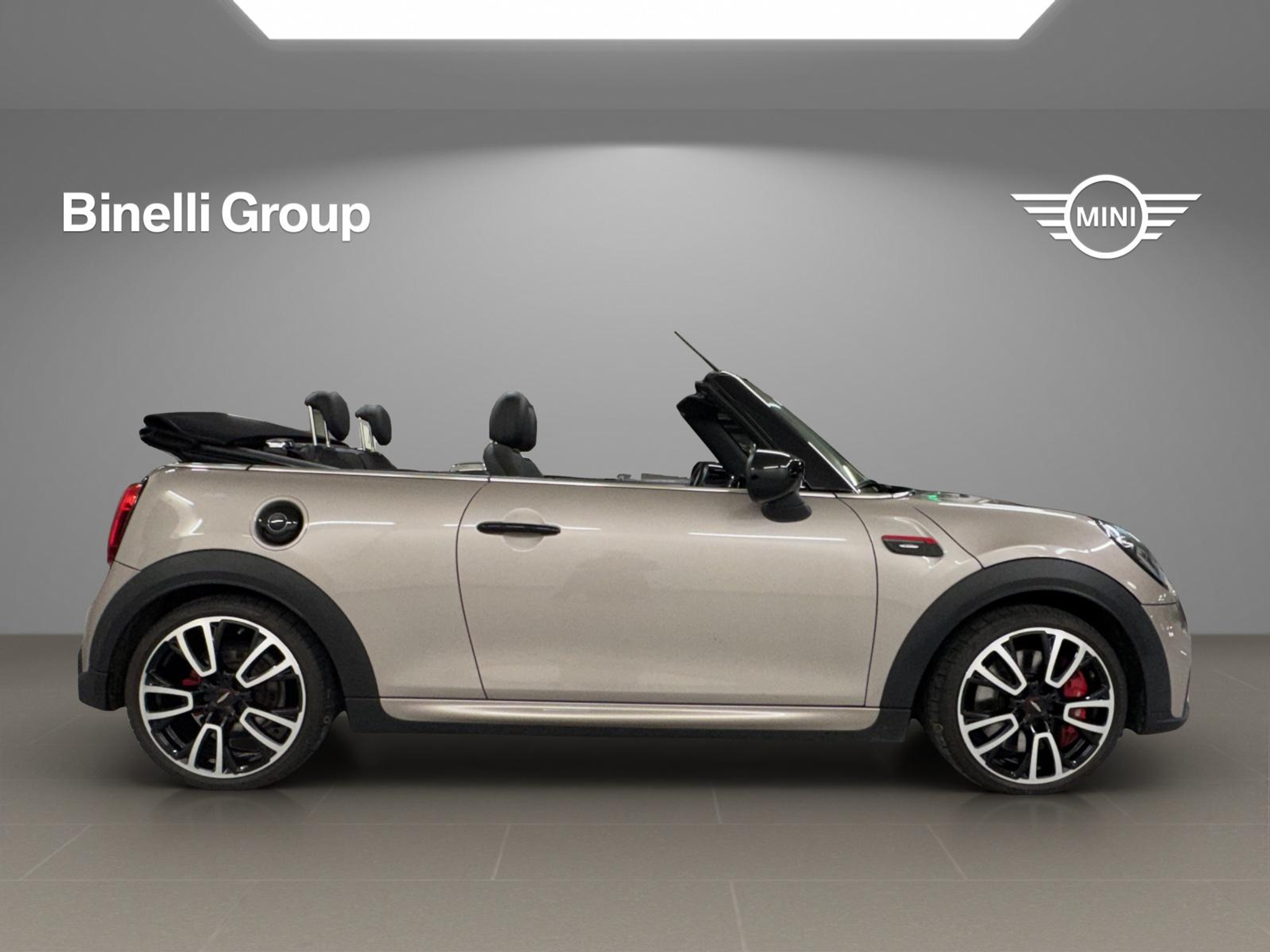 listing desktop thumbnail image 5