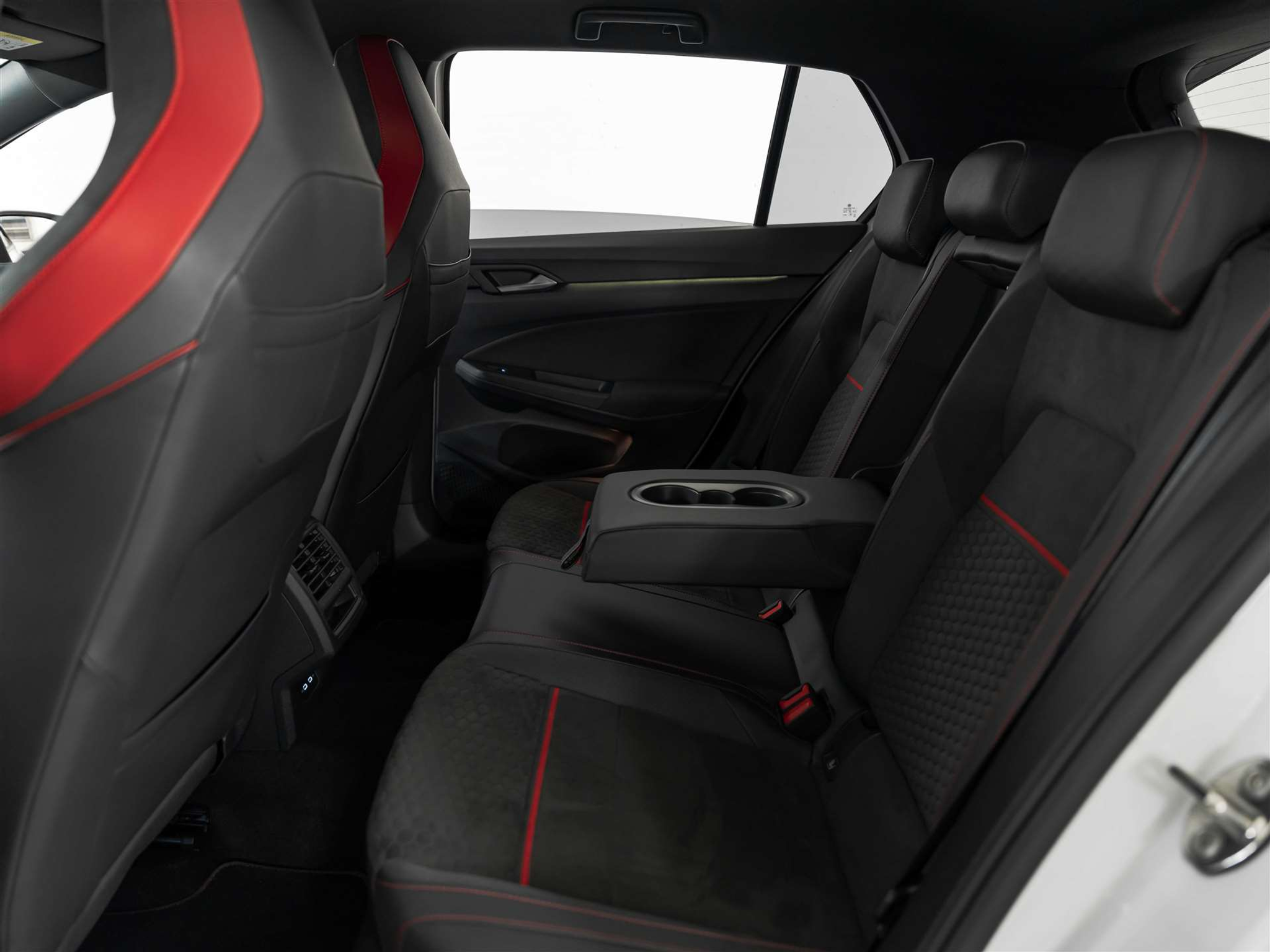 listing desktop thumbnail image 12