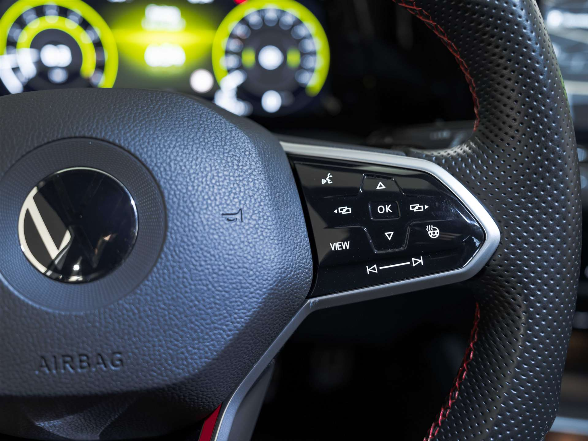 listing desktop thumbnail image 28