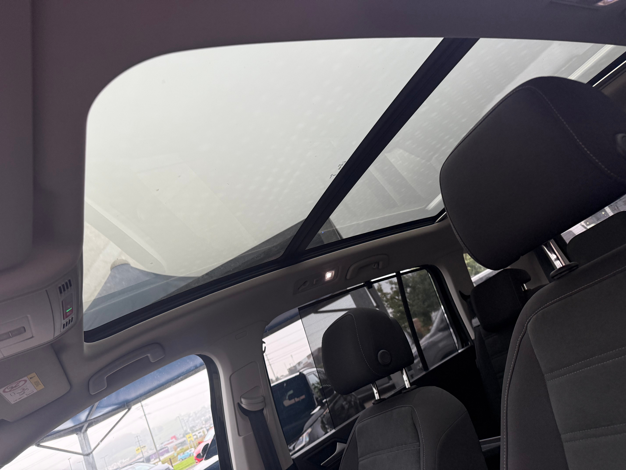 listing desktop thumbnail image 15