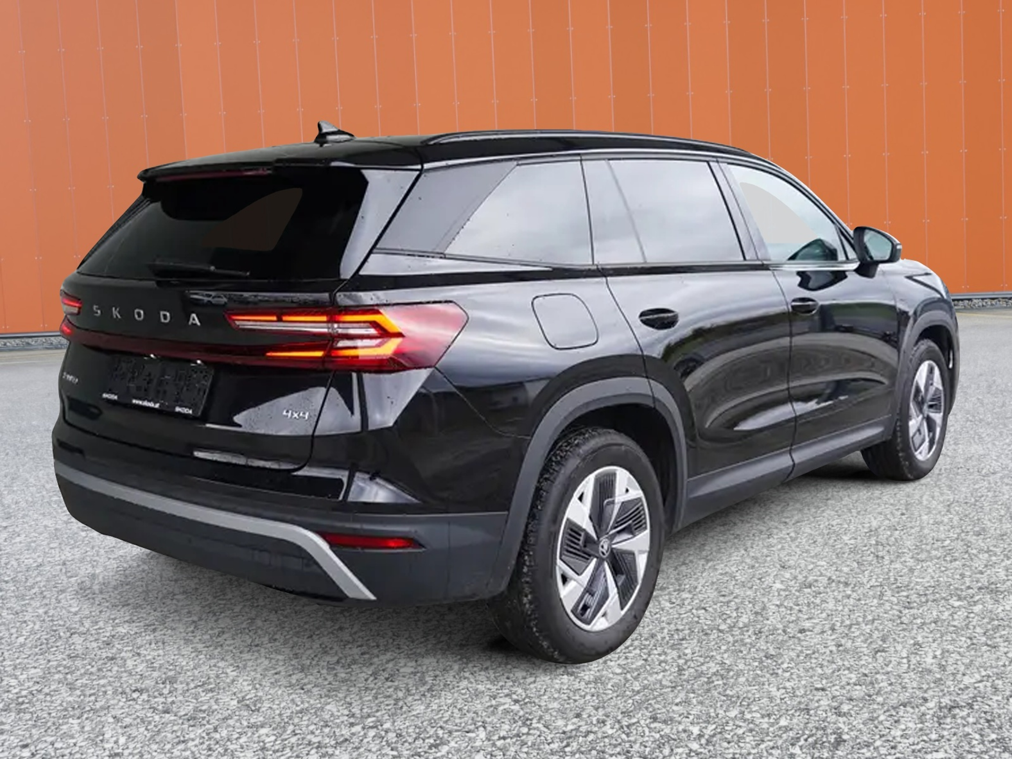 listing desktop thumbnail image 1