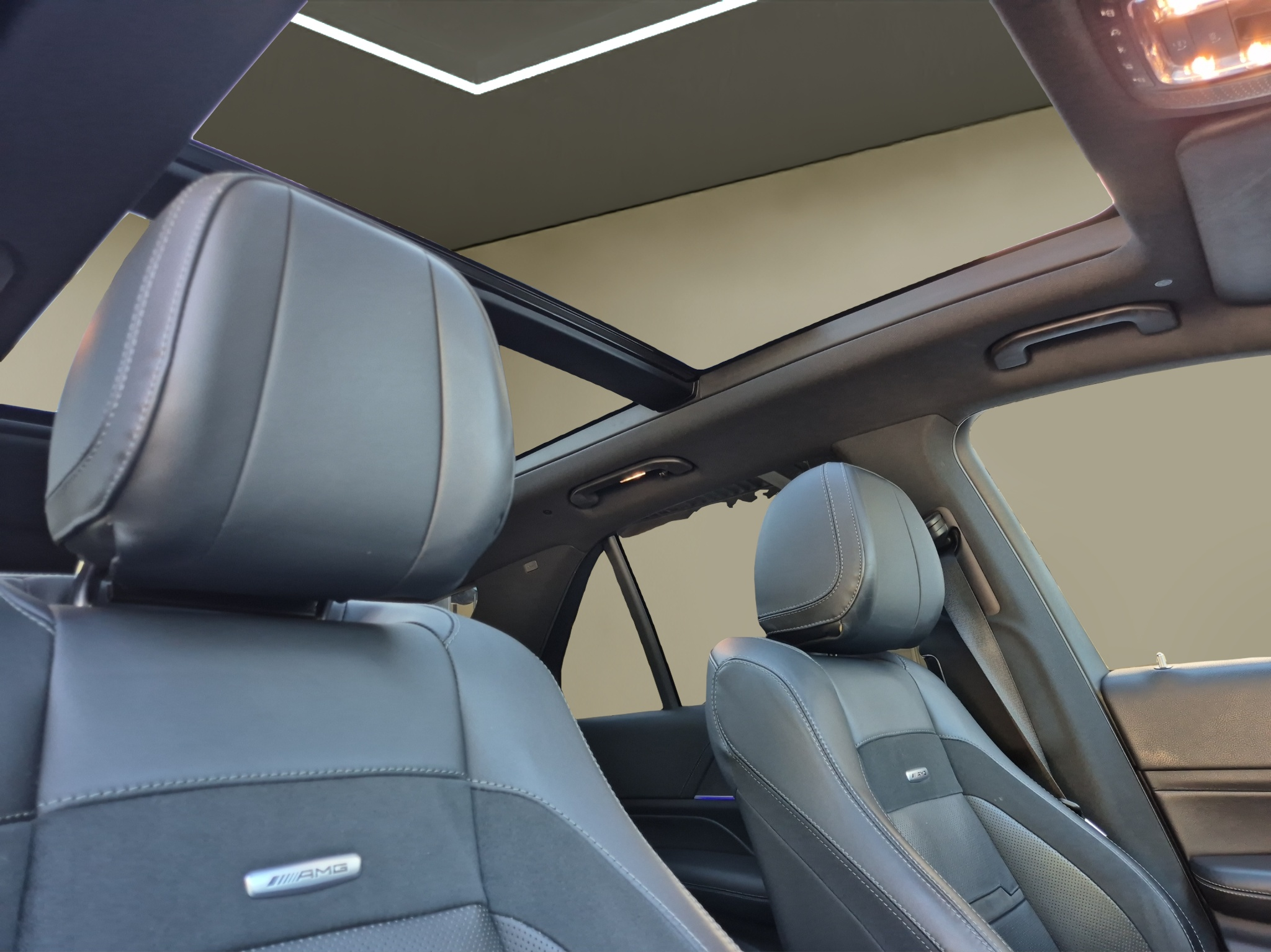 listing desktop thumbnail image 22