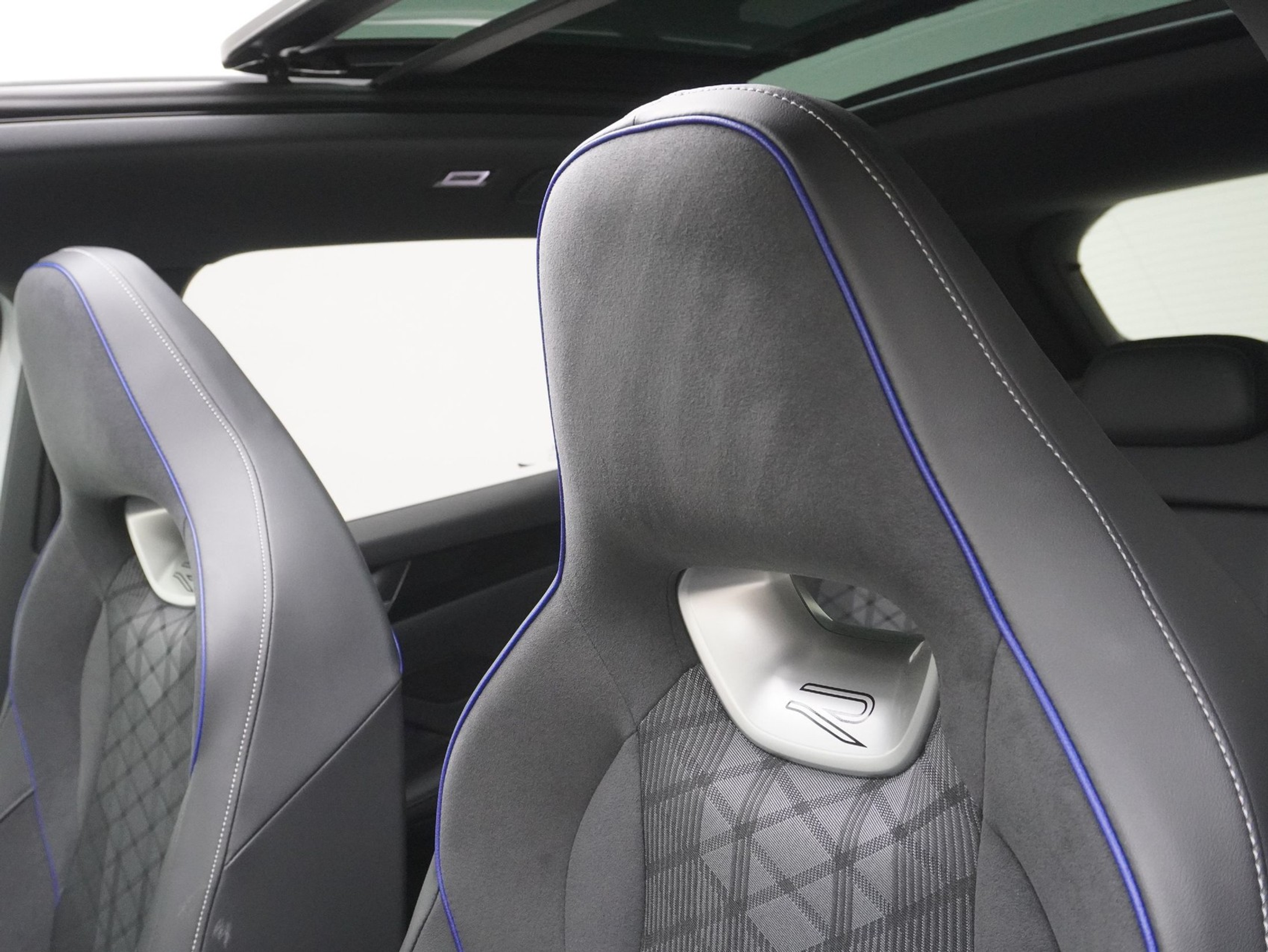 listing desktop thumbnail image 10