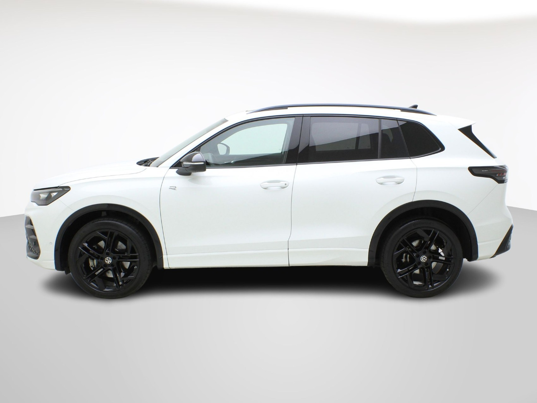 listing desktop thumbnail image 2