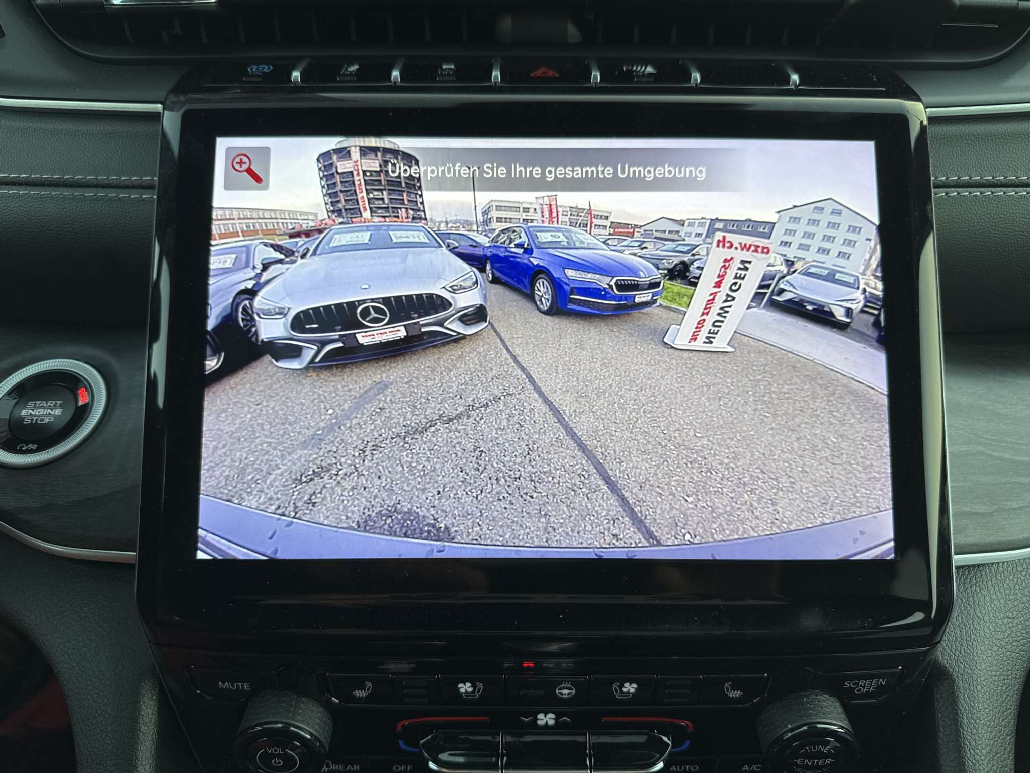 listing desktop thumbnail image 9