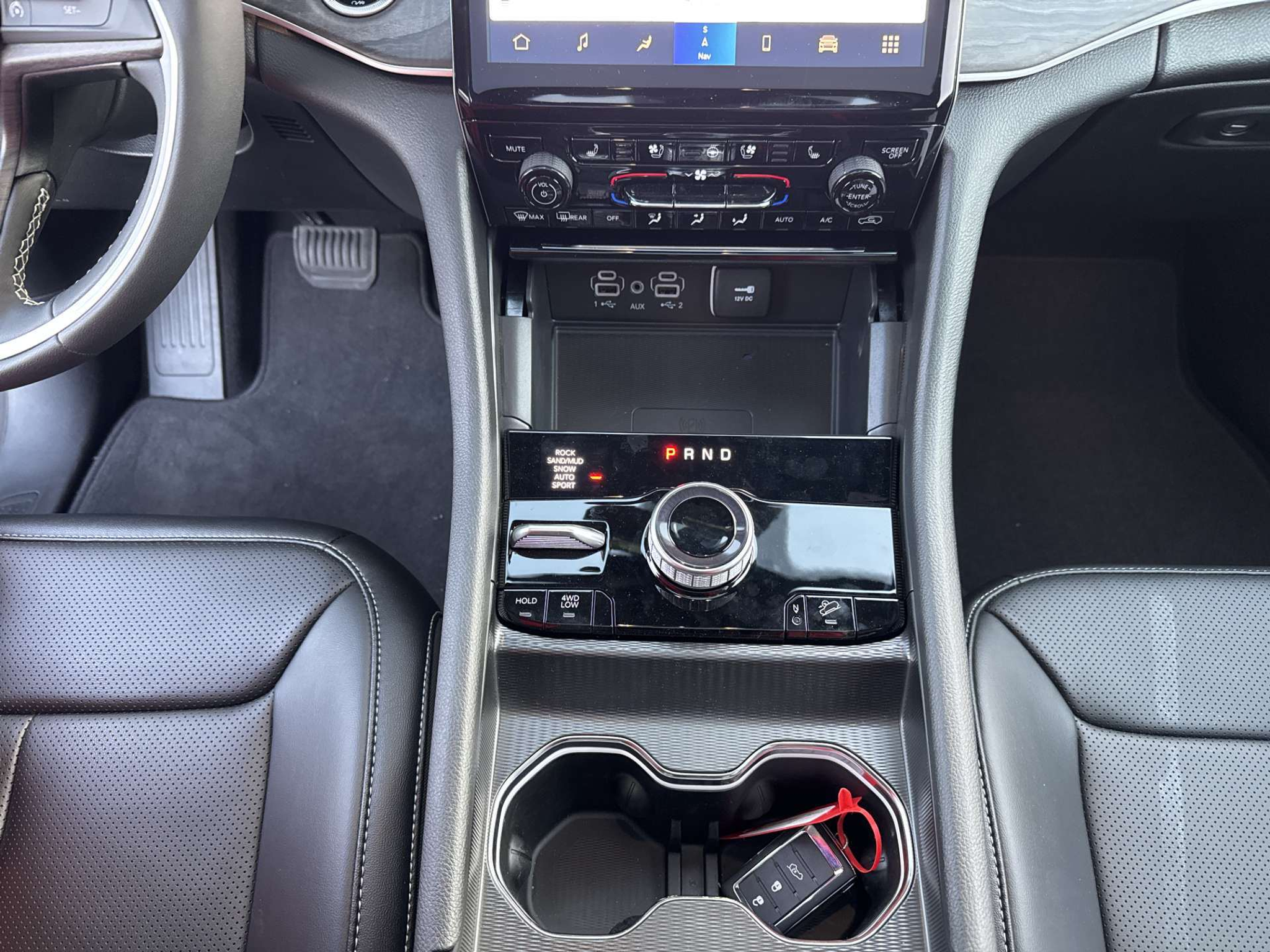 listing desktop thumbnail image 11