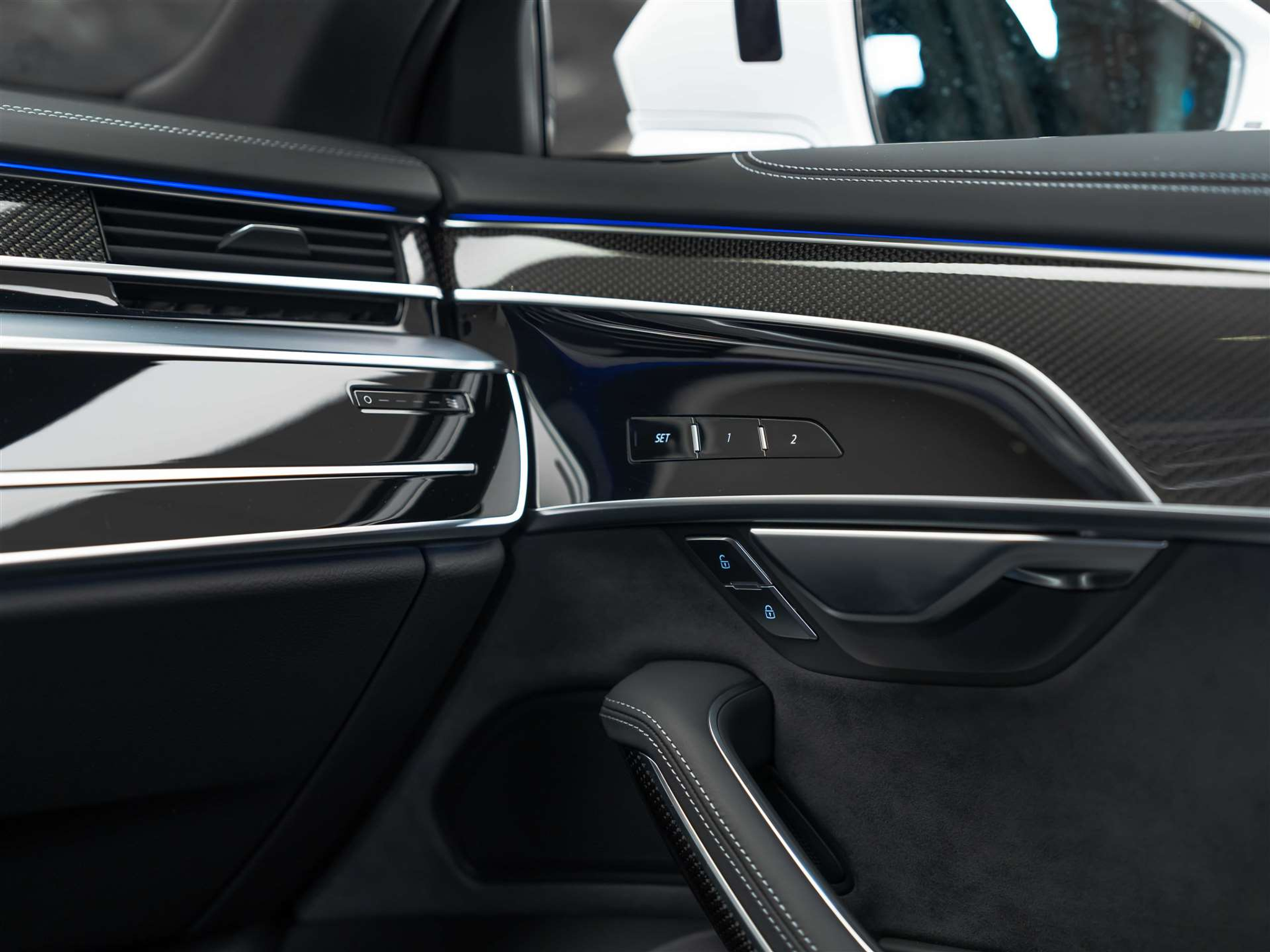 listing desktop thumbnail image 35