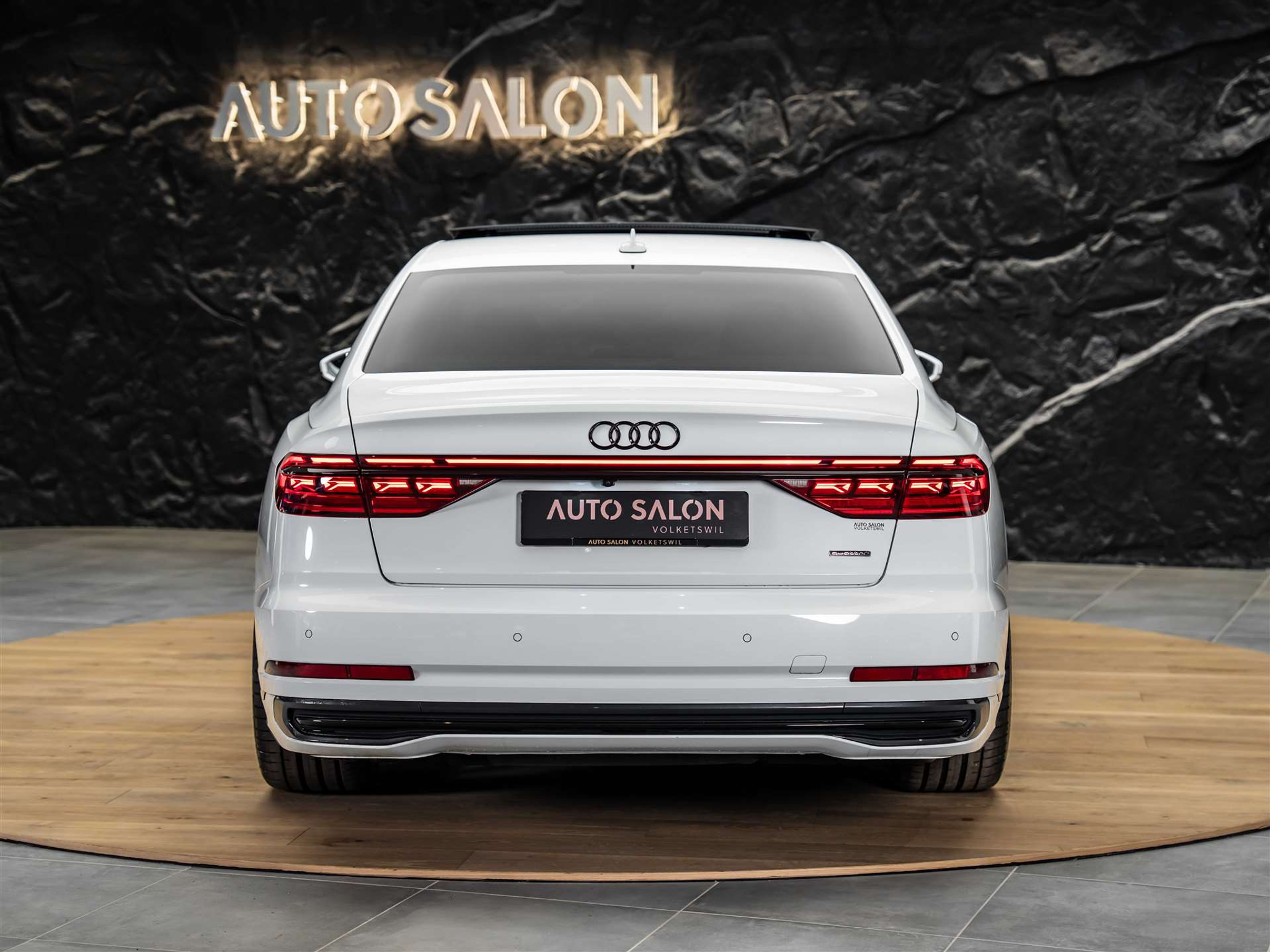 listing desktop thumbnail image 4