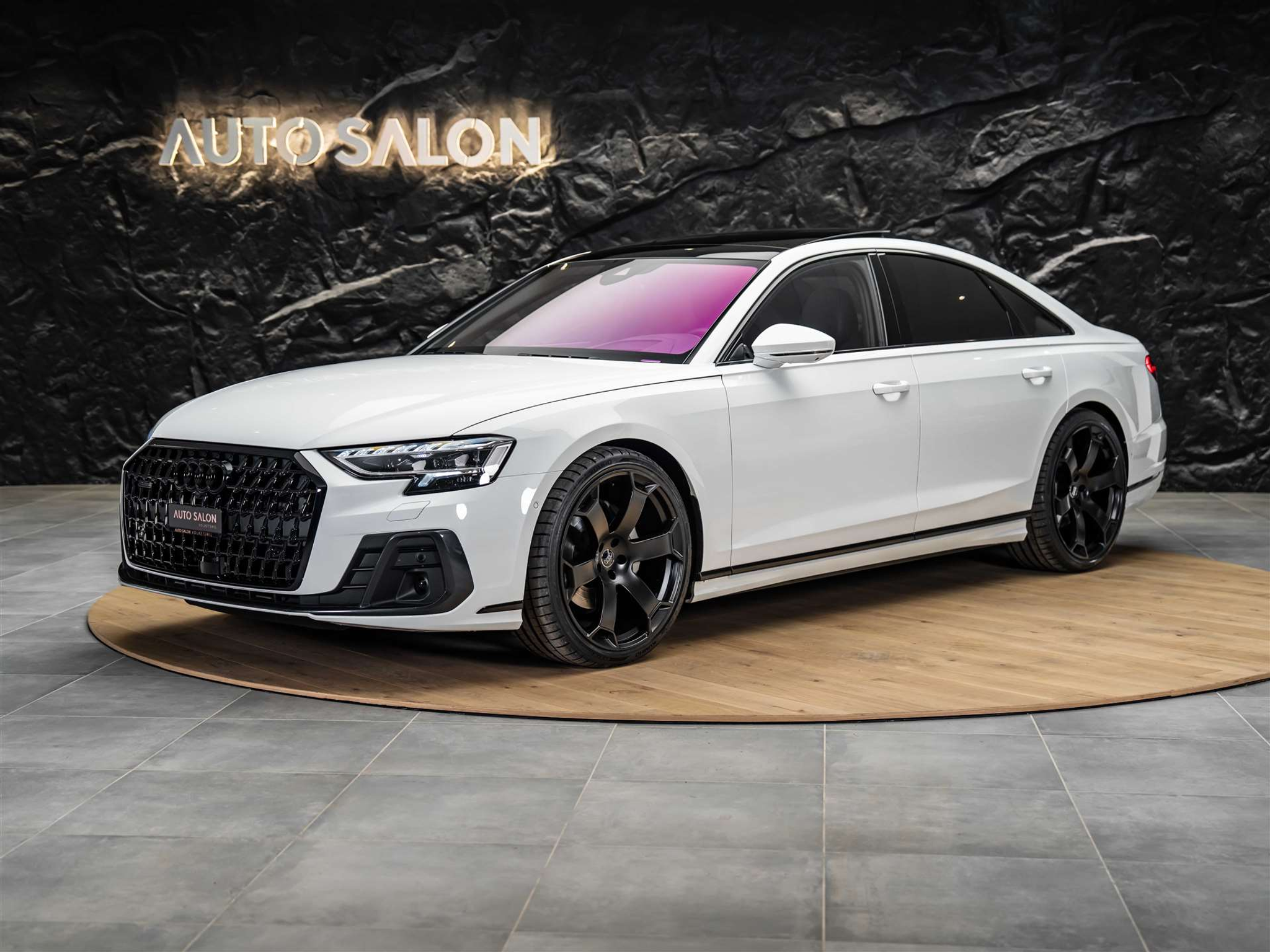 listing desktop thumbnail image 1