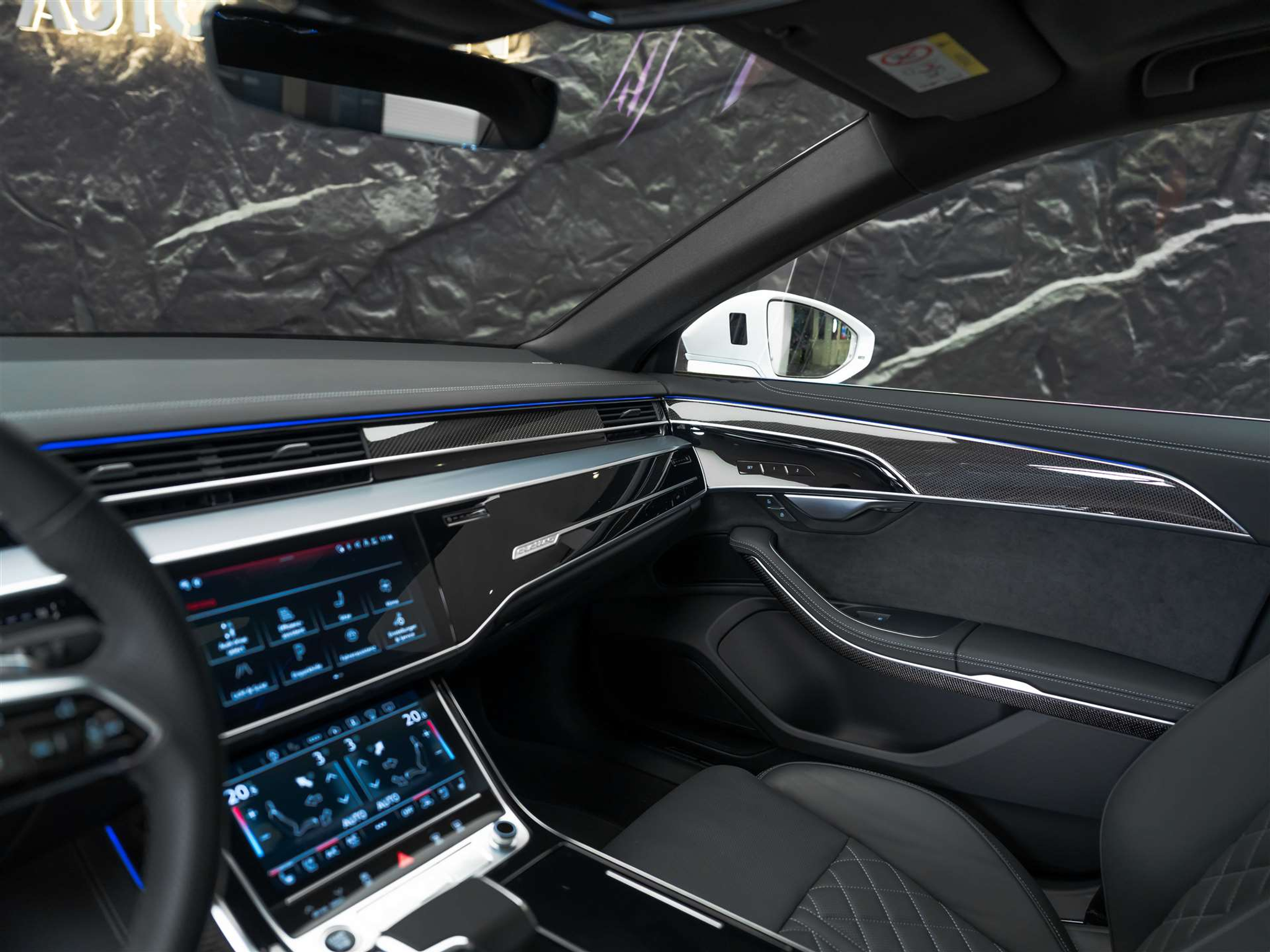 listing desktop thumbnail image 9