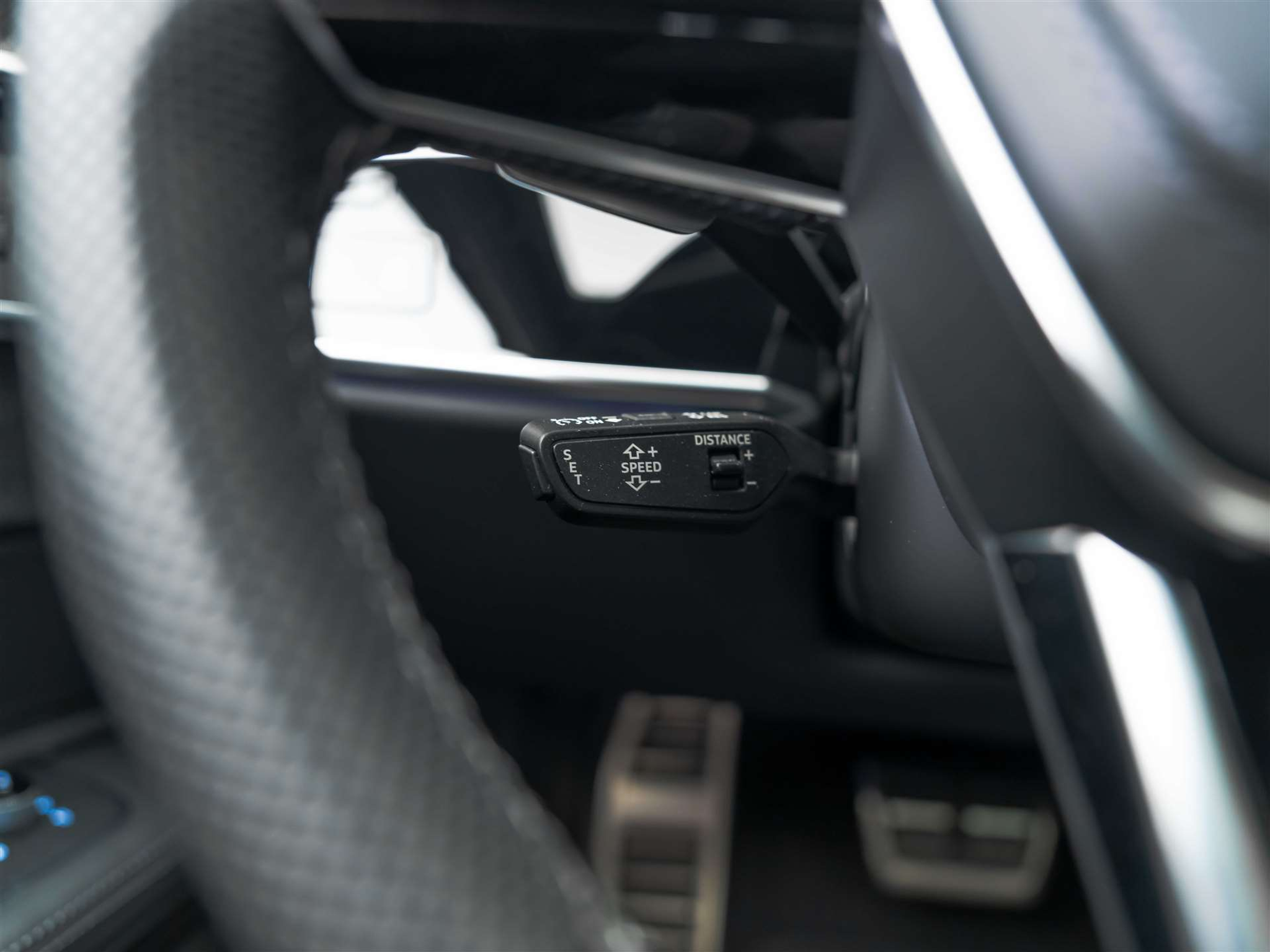 listing desktop thumbnail image 38