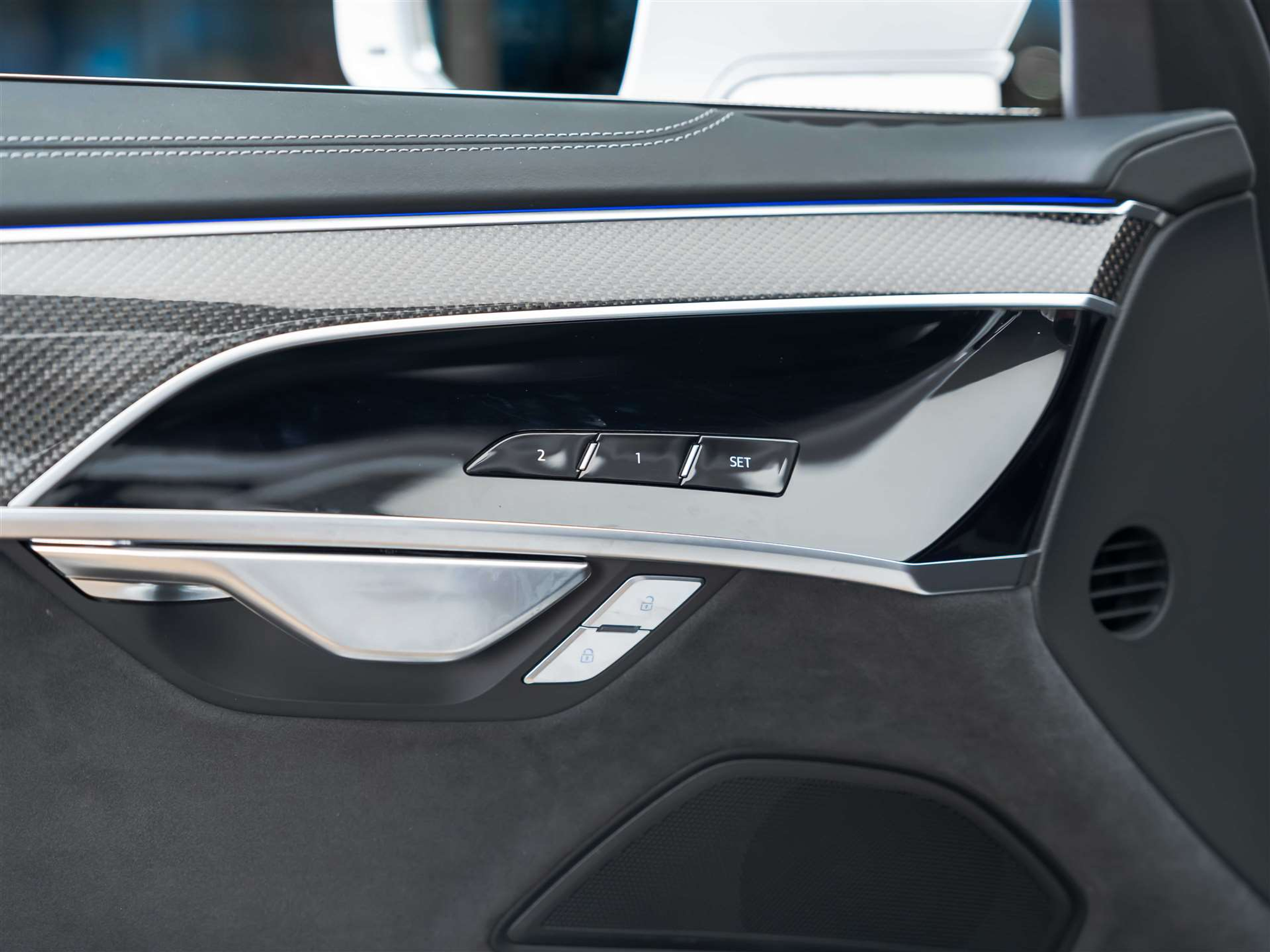 listing desktop thumbnail image 26