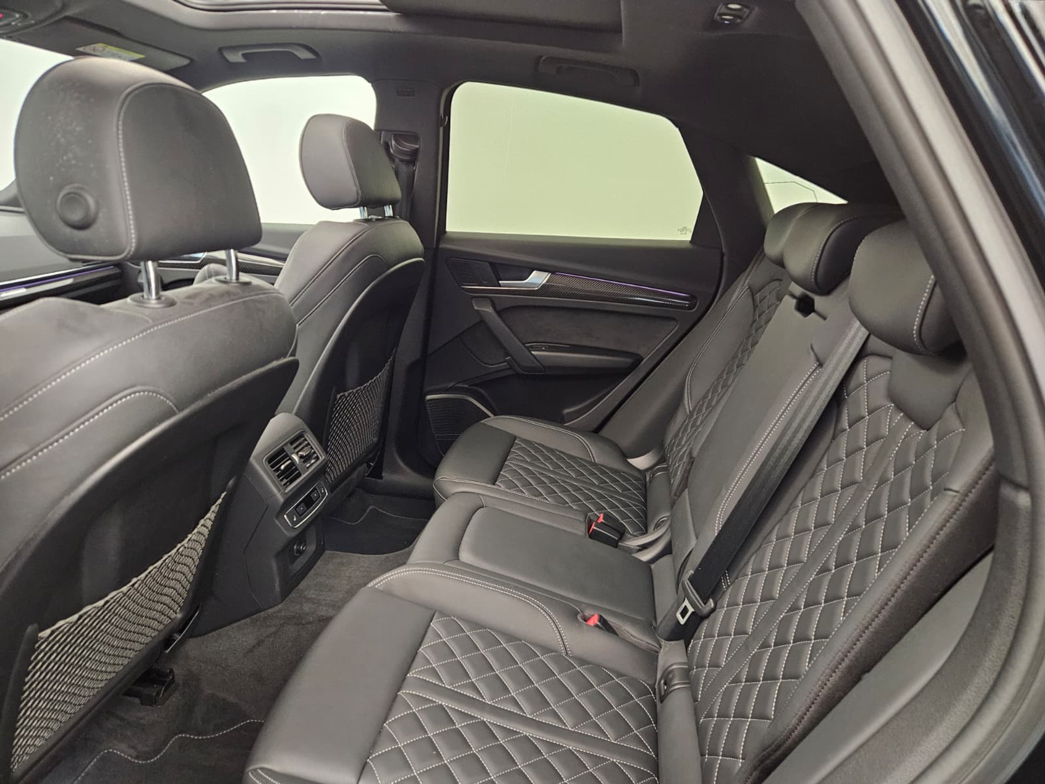 listing desktop thumbnail image 12