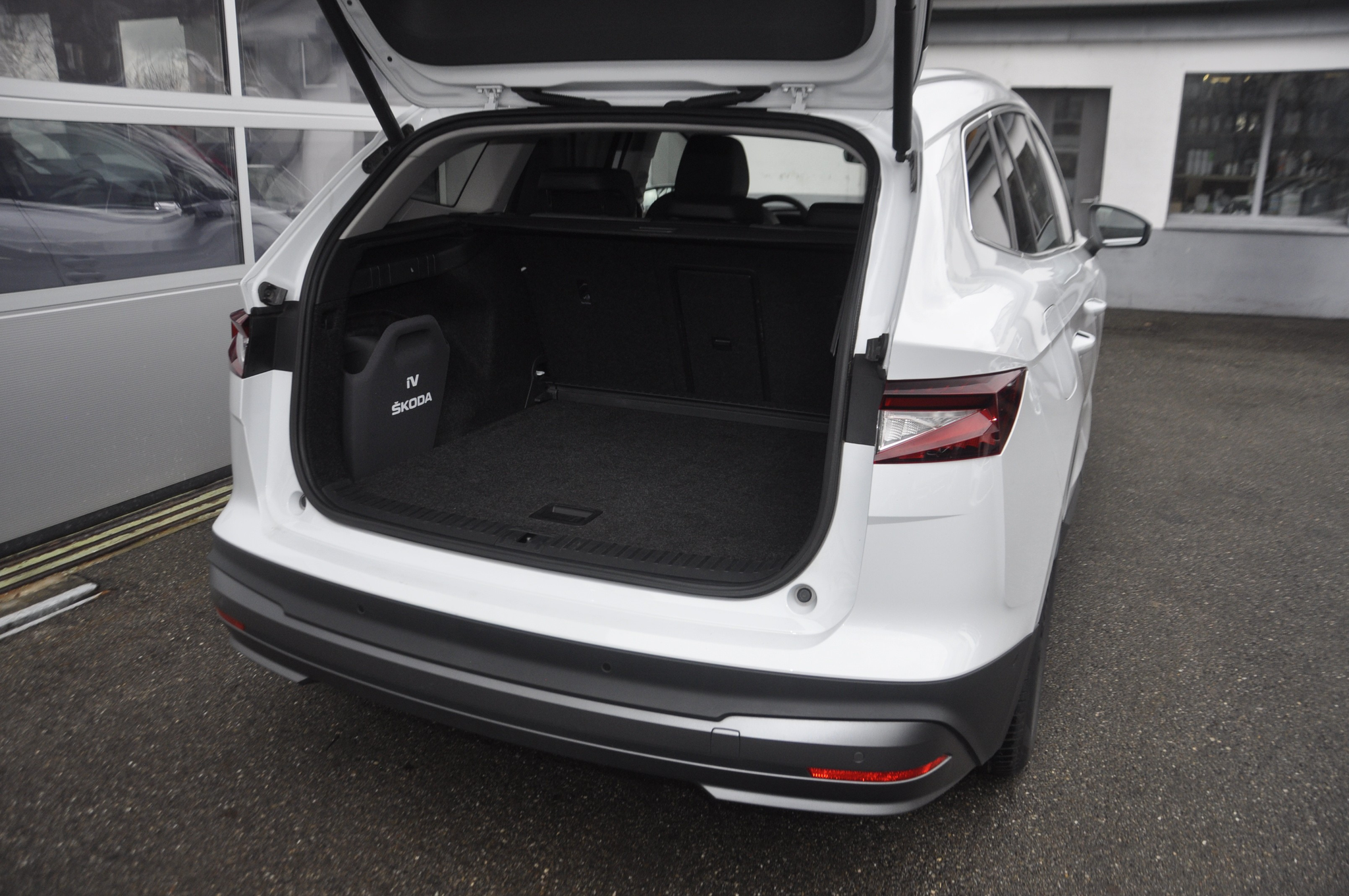 listing desktop thumbnail image 14