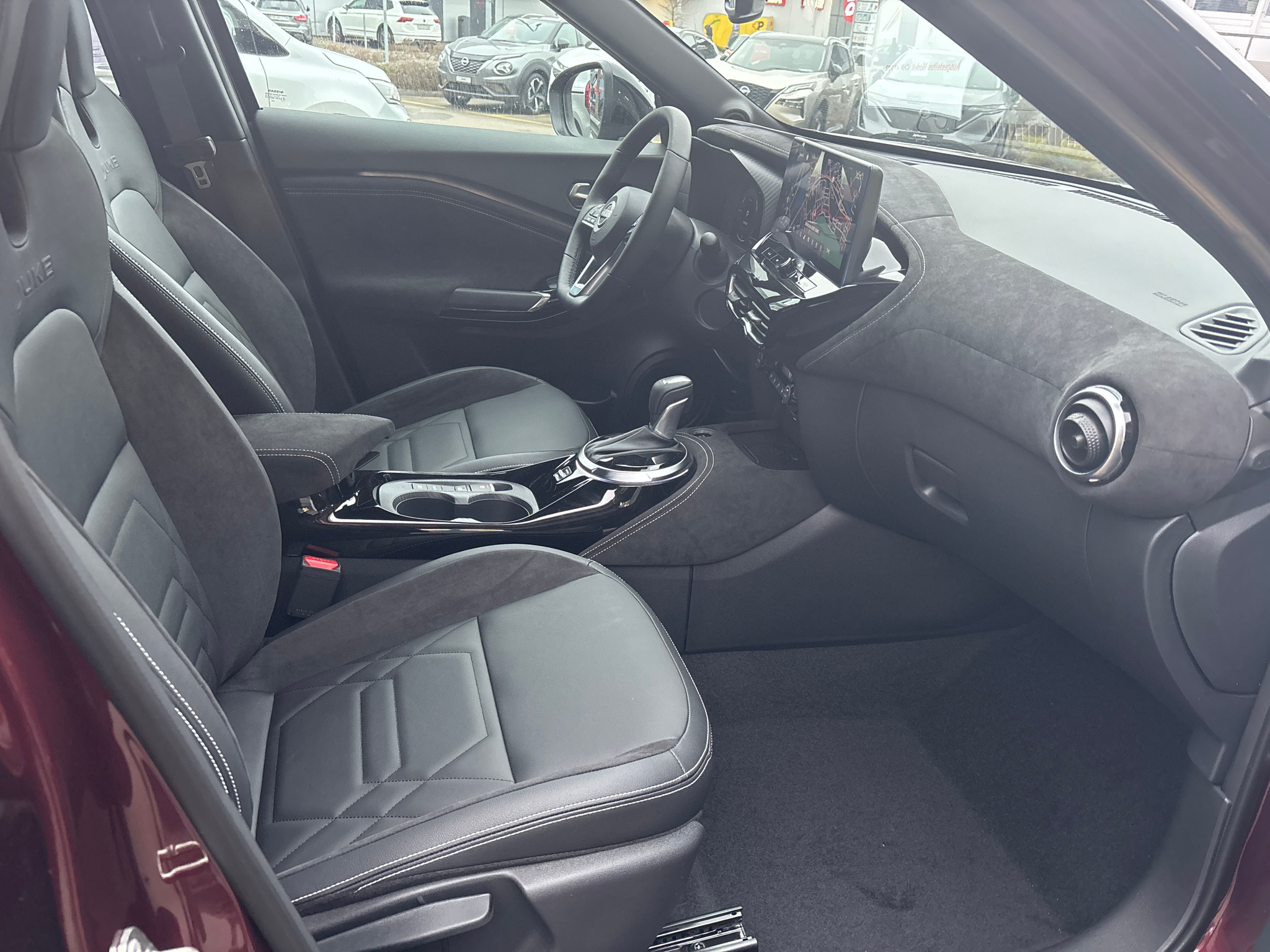 listing desktop thumbnail image 14