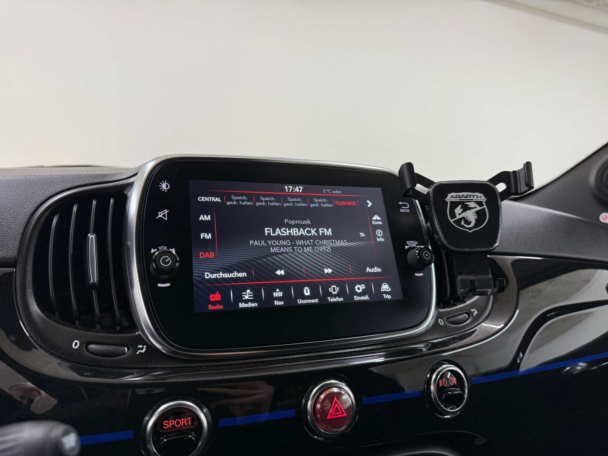 listing desktop thumbnail image 17