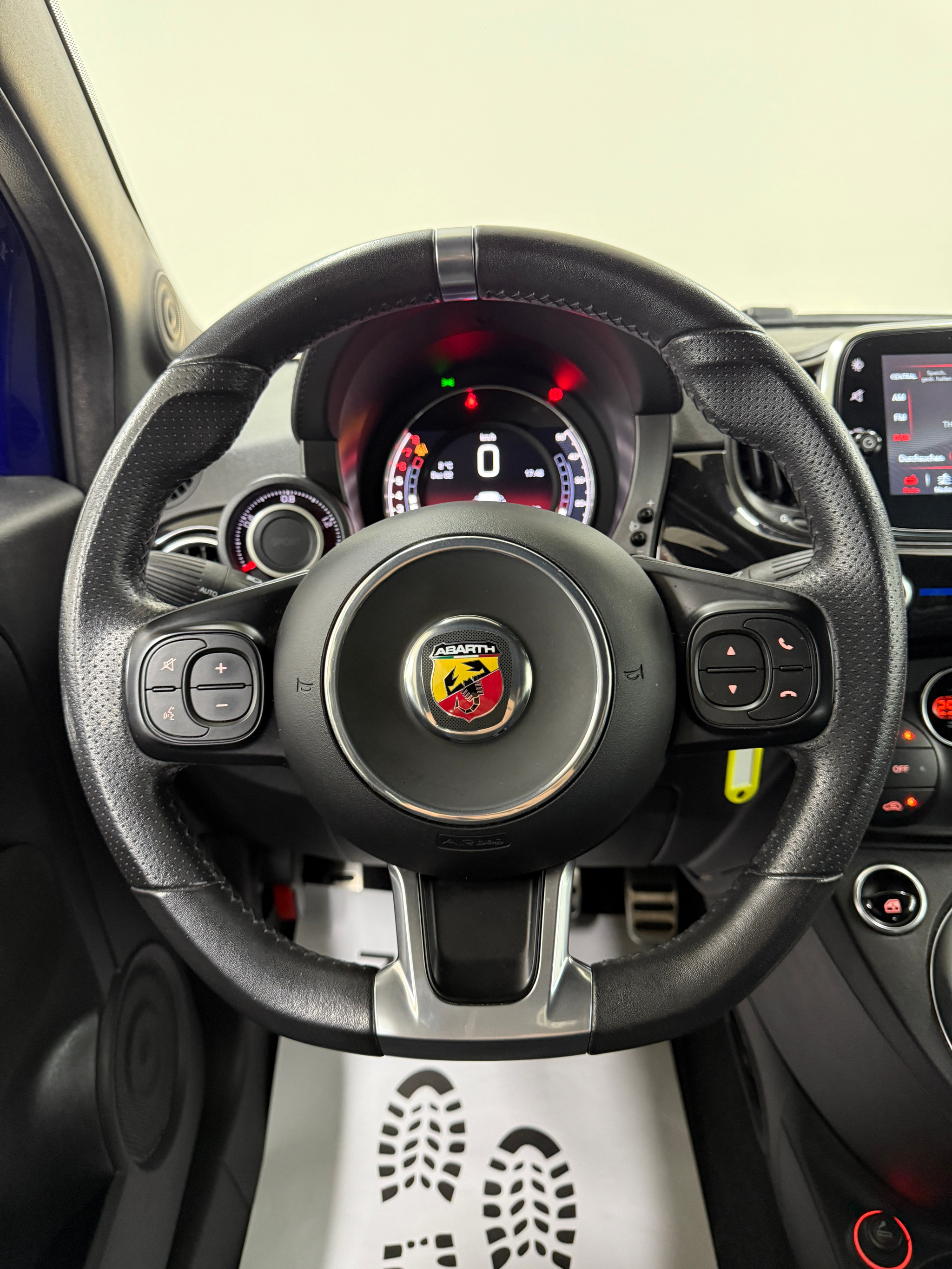 listing desktop thumbnail image 12