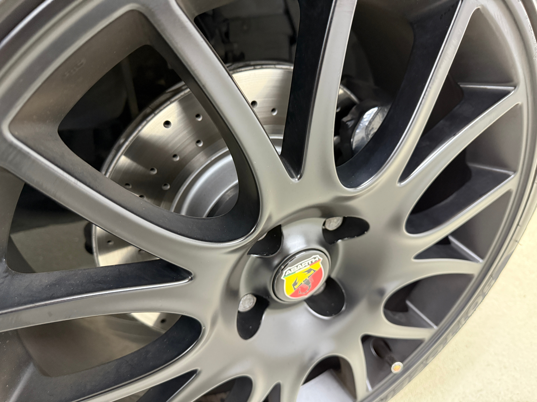 listing desktop thumbnail image 19