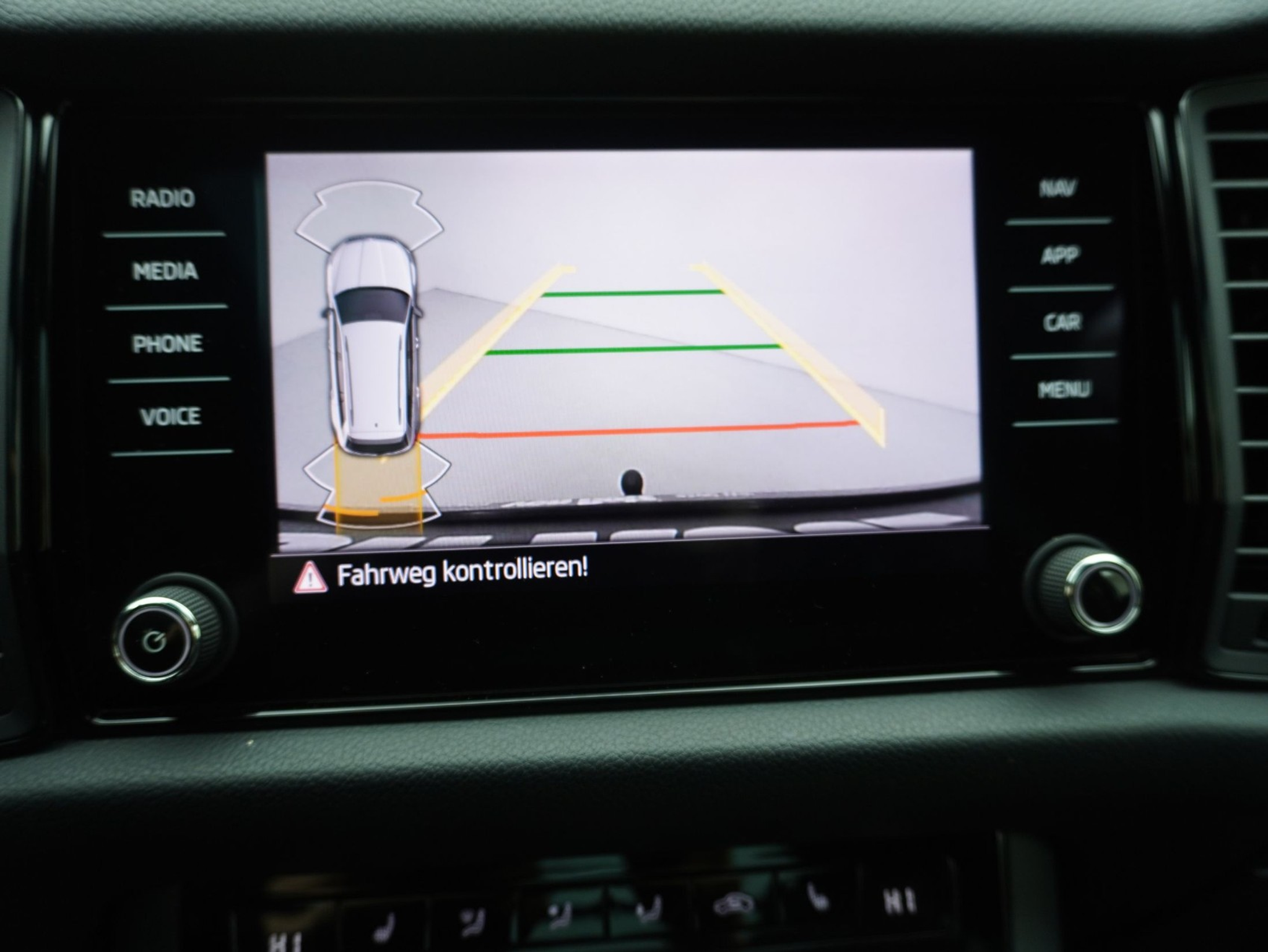 listing desktop thumbnail image 21