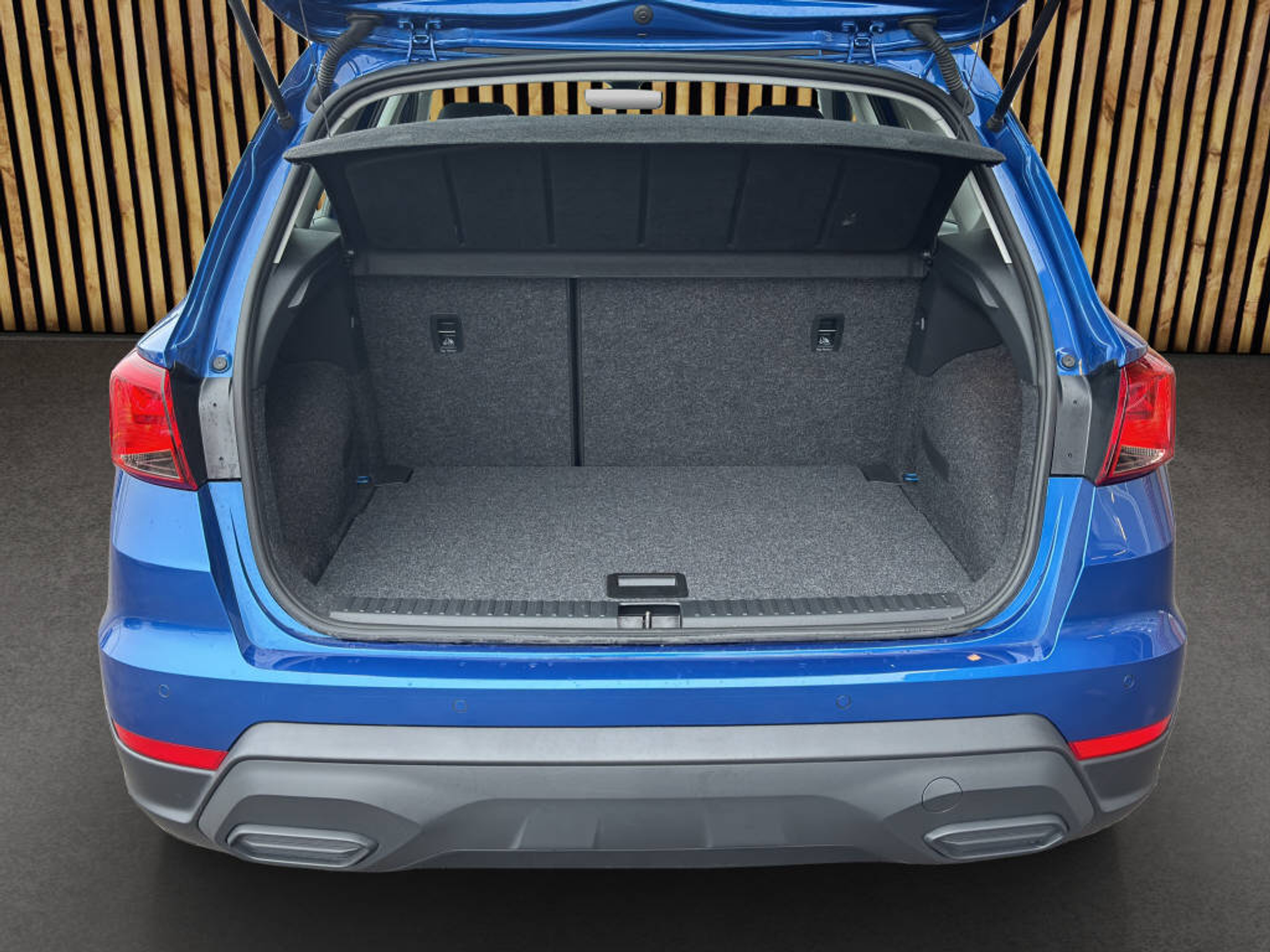 listing desktop thumbnail image 14