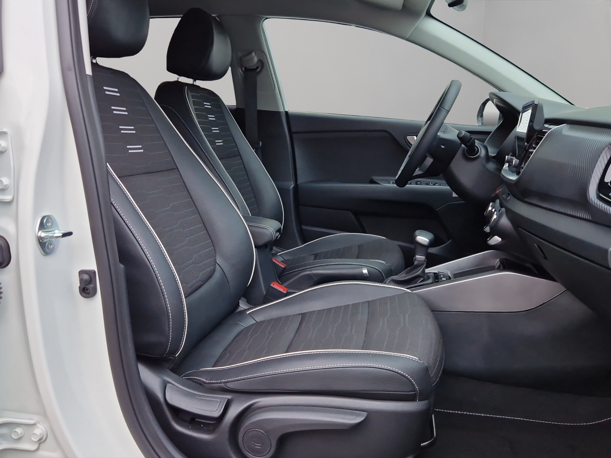 listing desktop thumbnail image 9