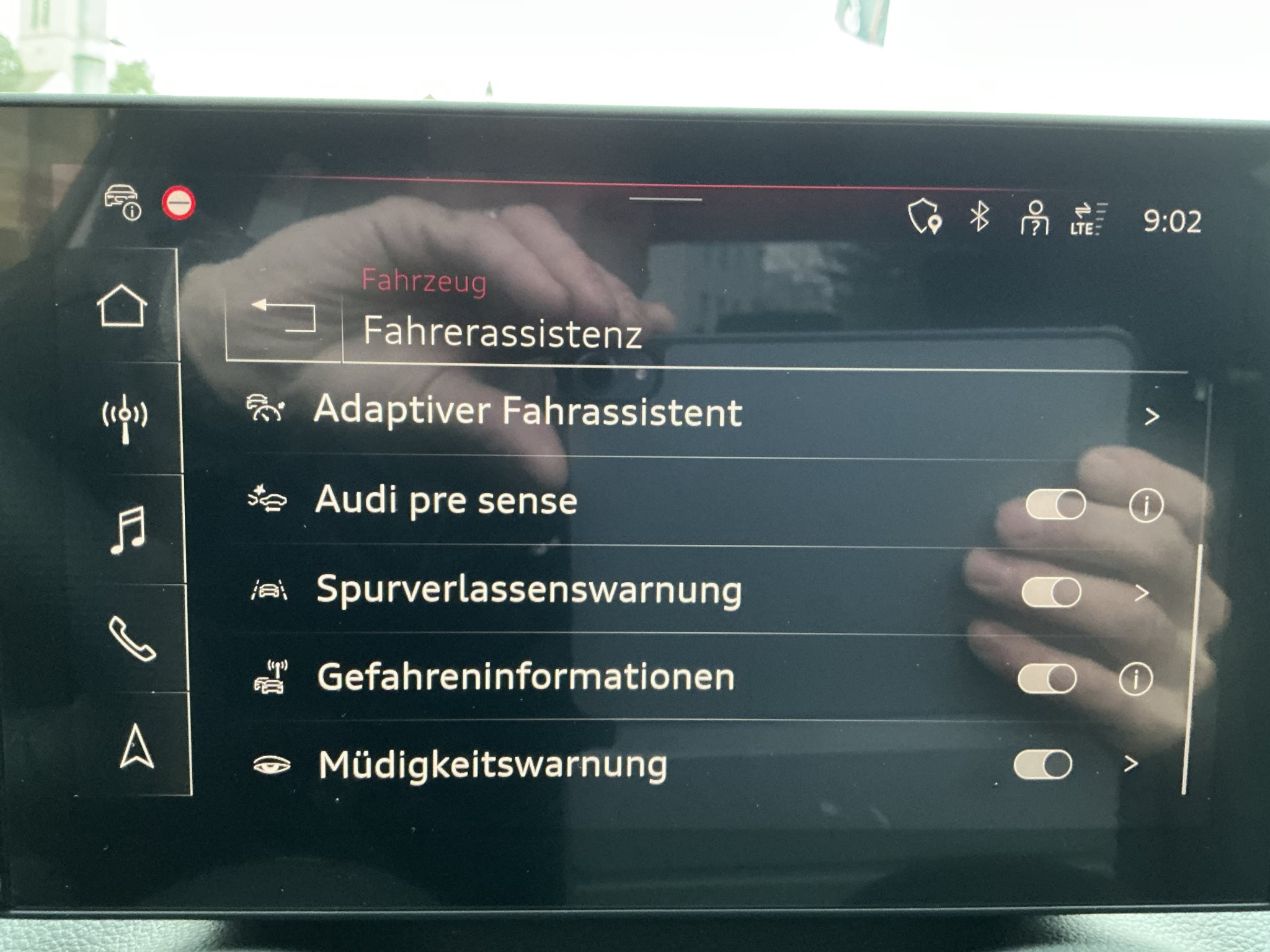 listing desktop thumbnail image 17